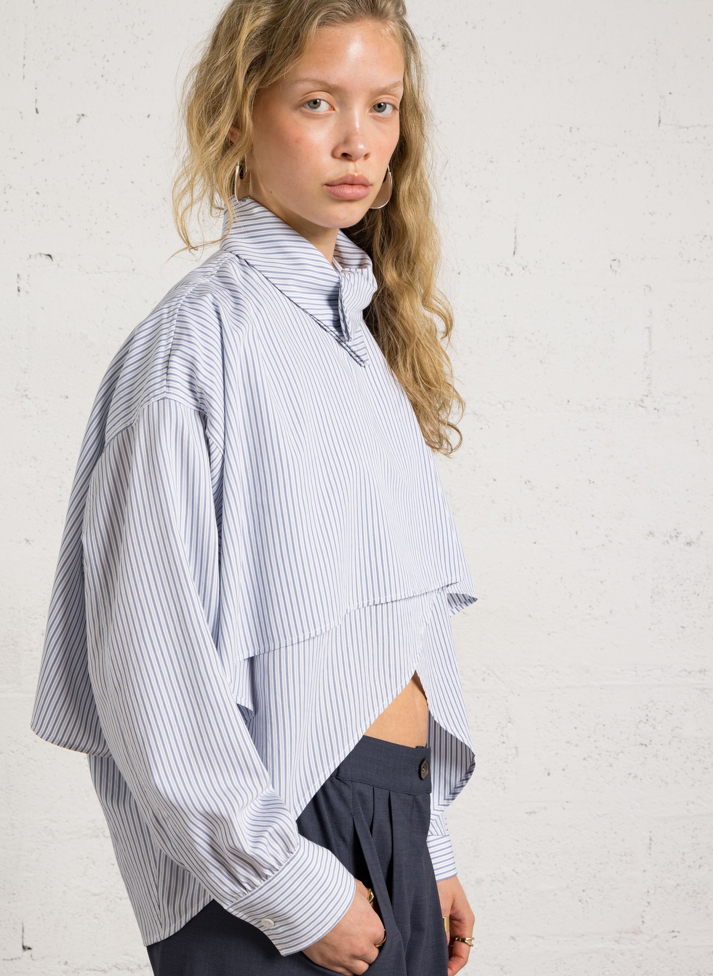 Wijde blouse van gestreept katoen MARGAUX LONNBERG Blauw