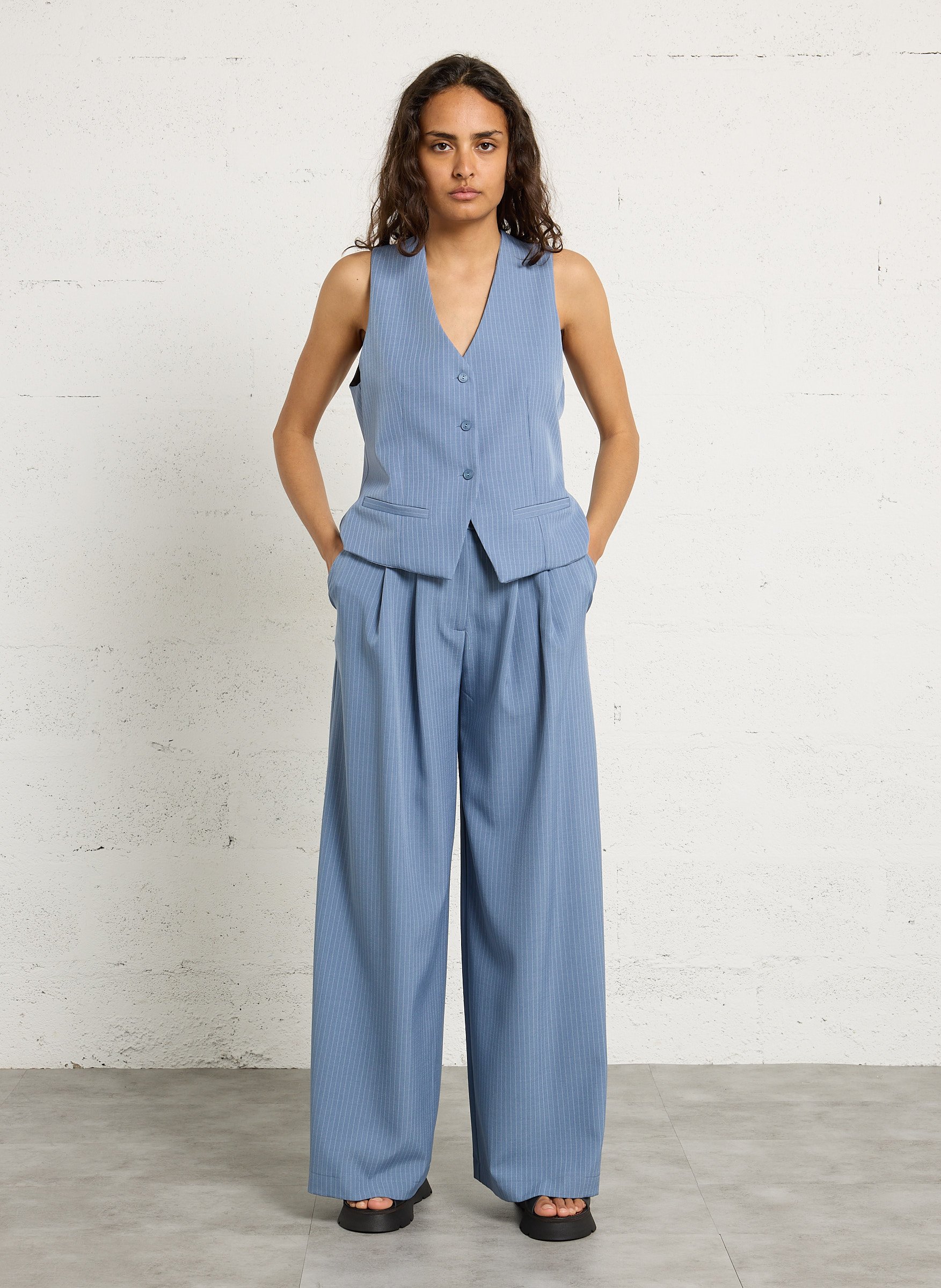 Wedgesandalen in effen leer JB MARTIN Zwart