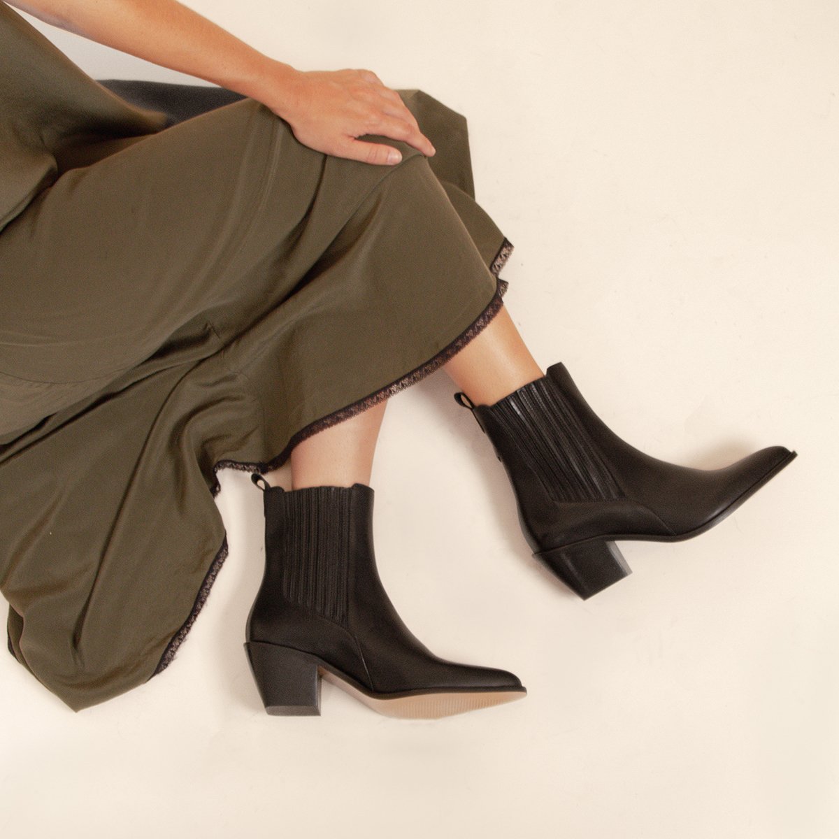 Leather Western ankle boots JULES & JENN Black