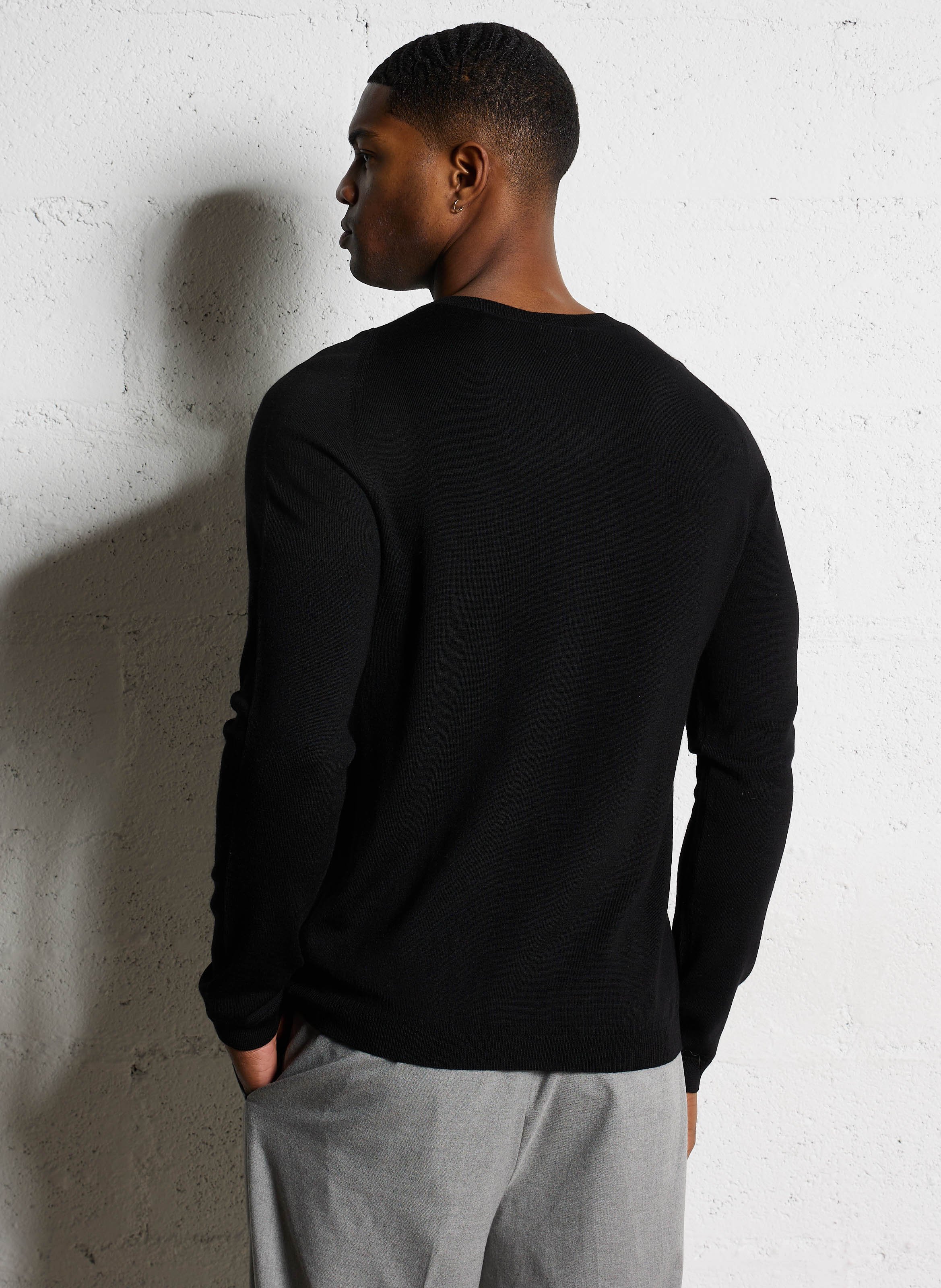 Pull col V regular fit en laine AU PRINTEMPS PARIS Noir