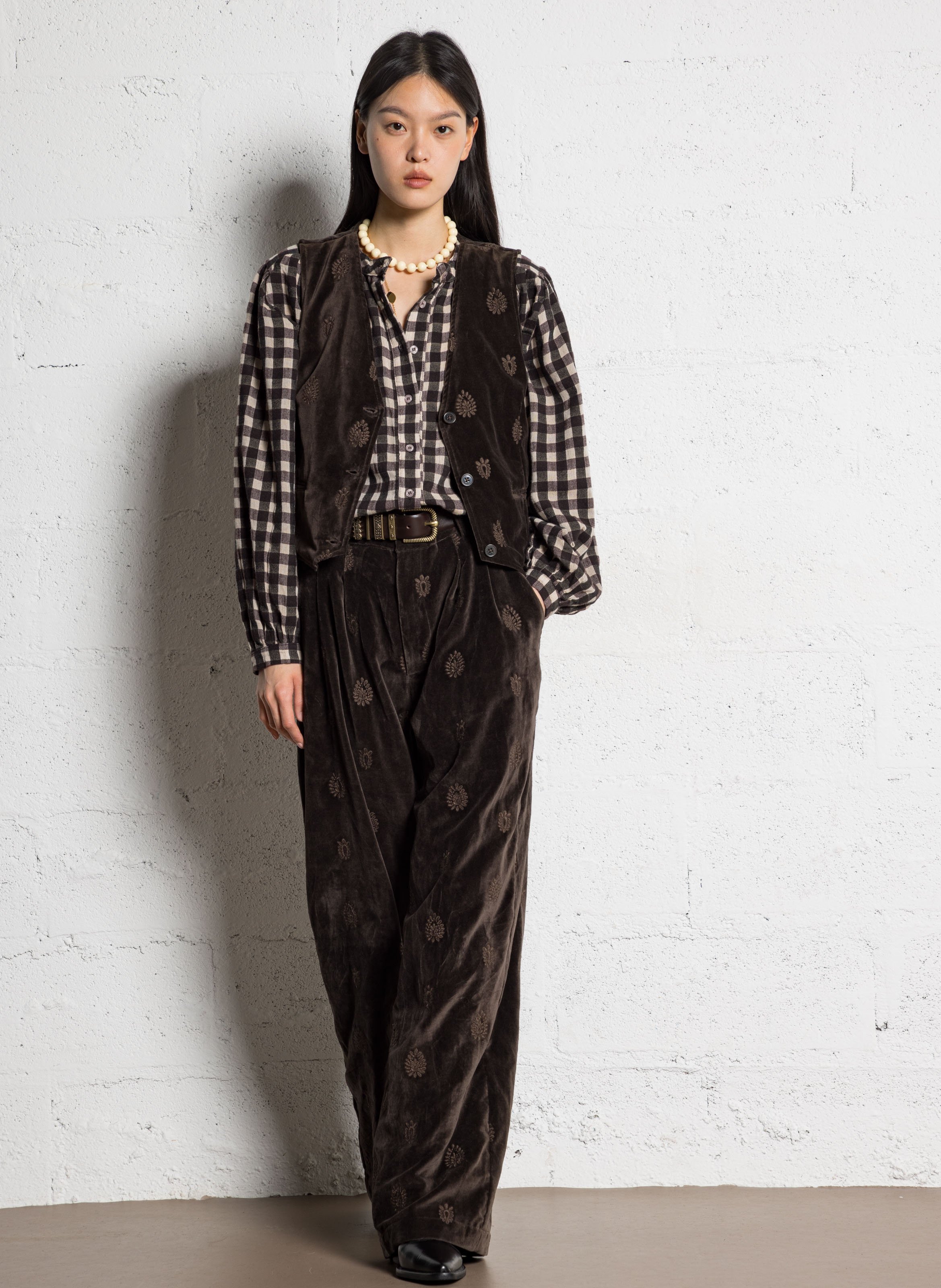 Cotton V-neck jacket MAISON HOTEL Brown