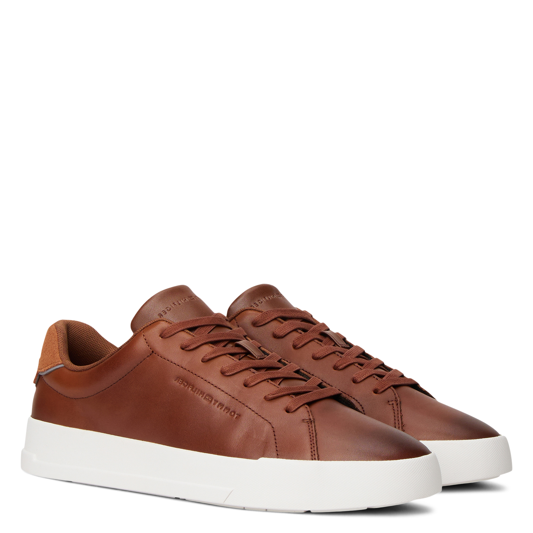 Baskets basses à lacets en cuir TOMMY HILFIGER Marron