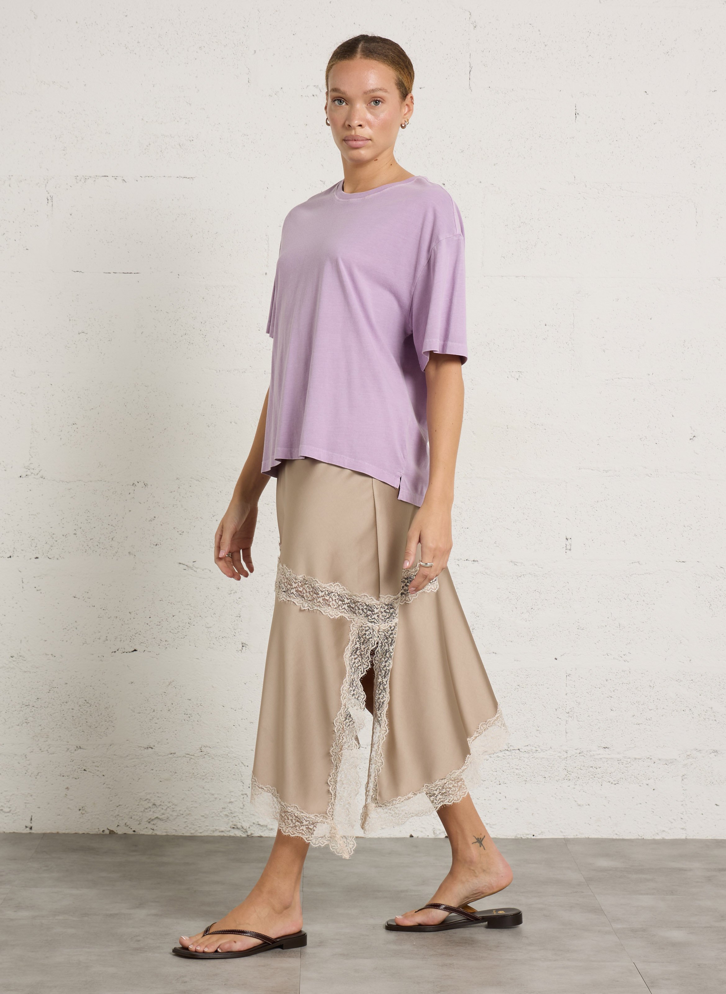 Asymmetrische, halflange rok van kant IMPERIAL Zilver