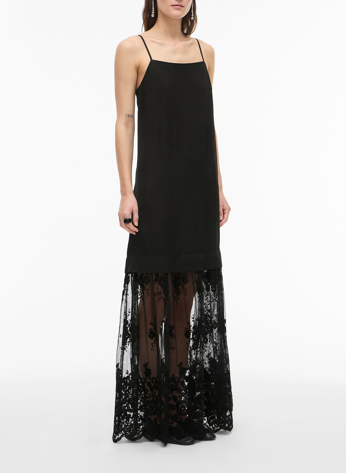 Lange jurk met vierkante halslijn in kant ROUGE EDIT Grijs