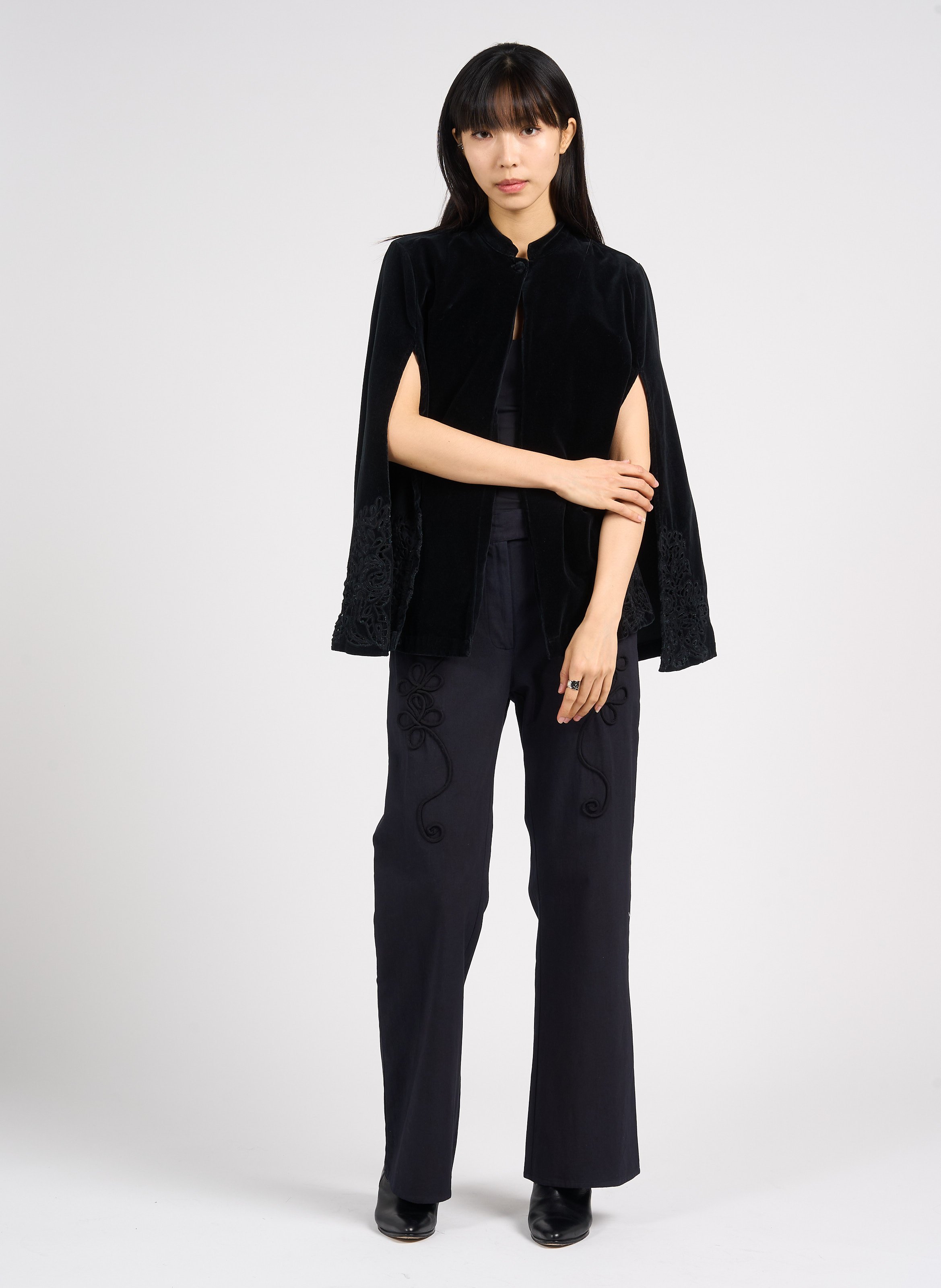 Straight embroidered cotton pants V DE VINSTER Black