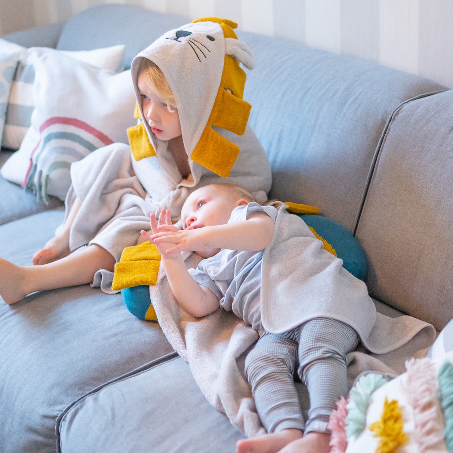 Lion hooded towel KINDSGUT White