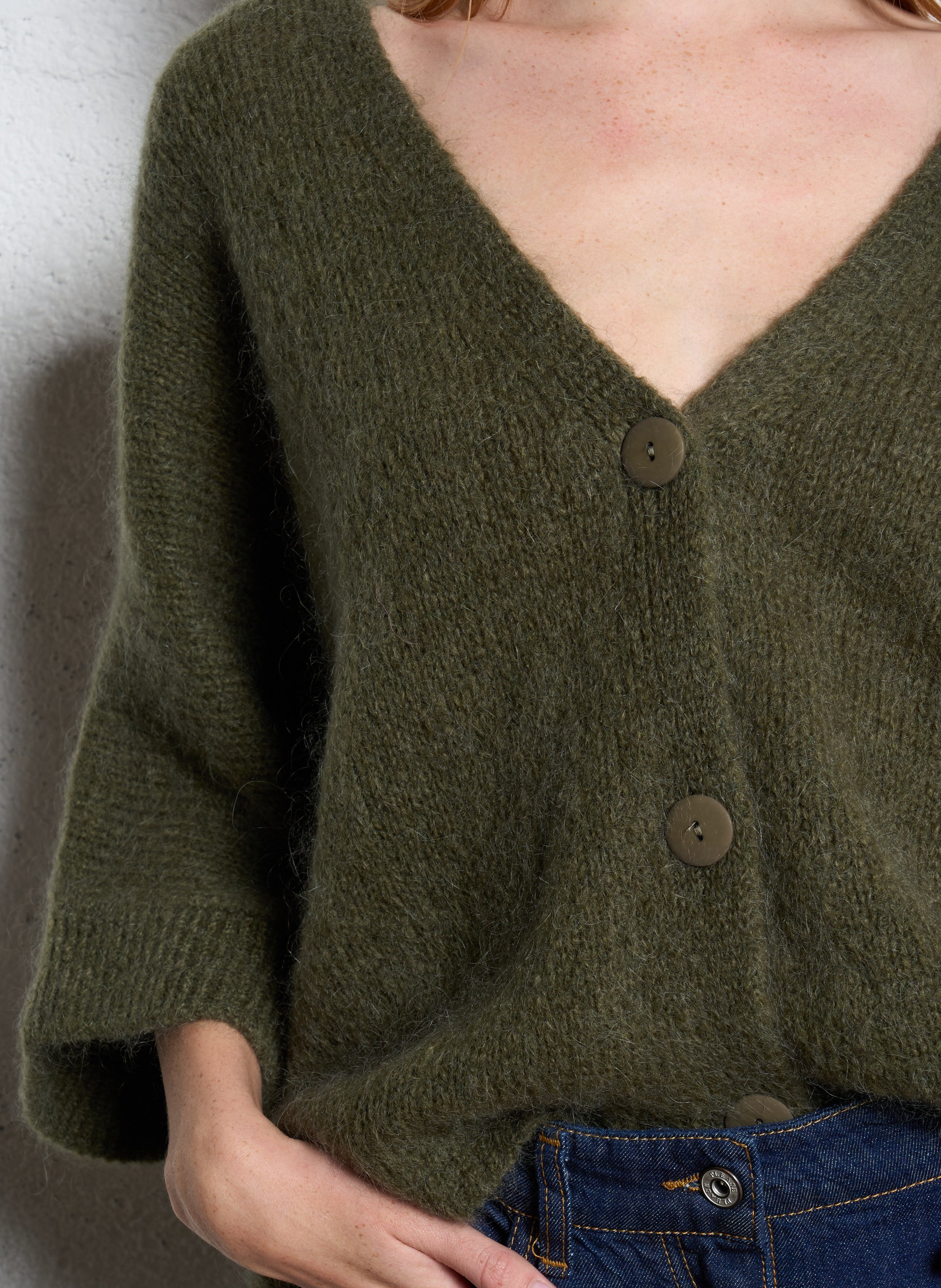 Ruimvallend, gebreid vest met V-hals | materiaalblend Kaki