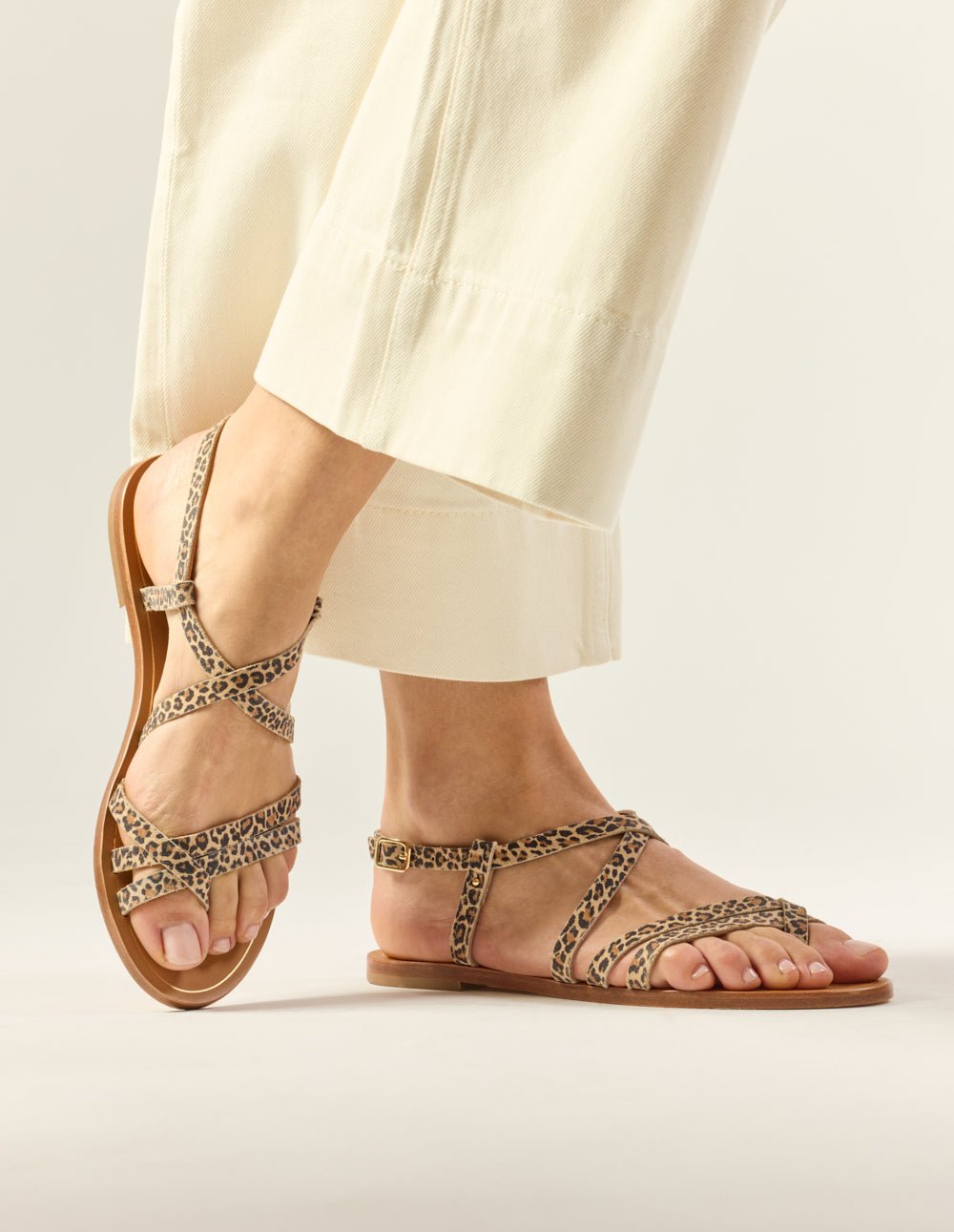 Faux leather sandals Brown