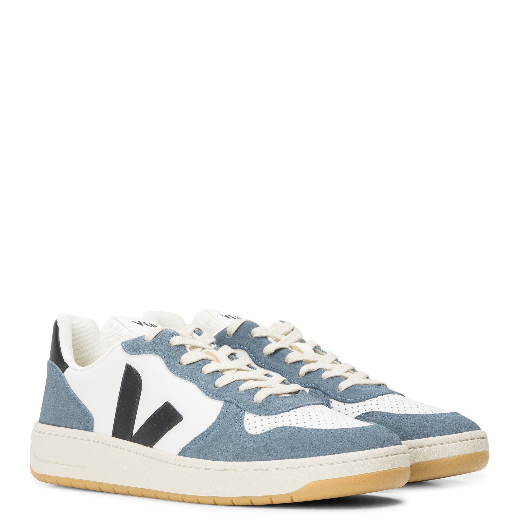 Baskets basses en cuir VEJA Noir