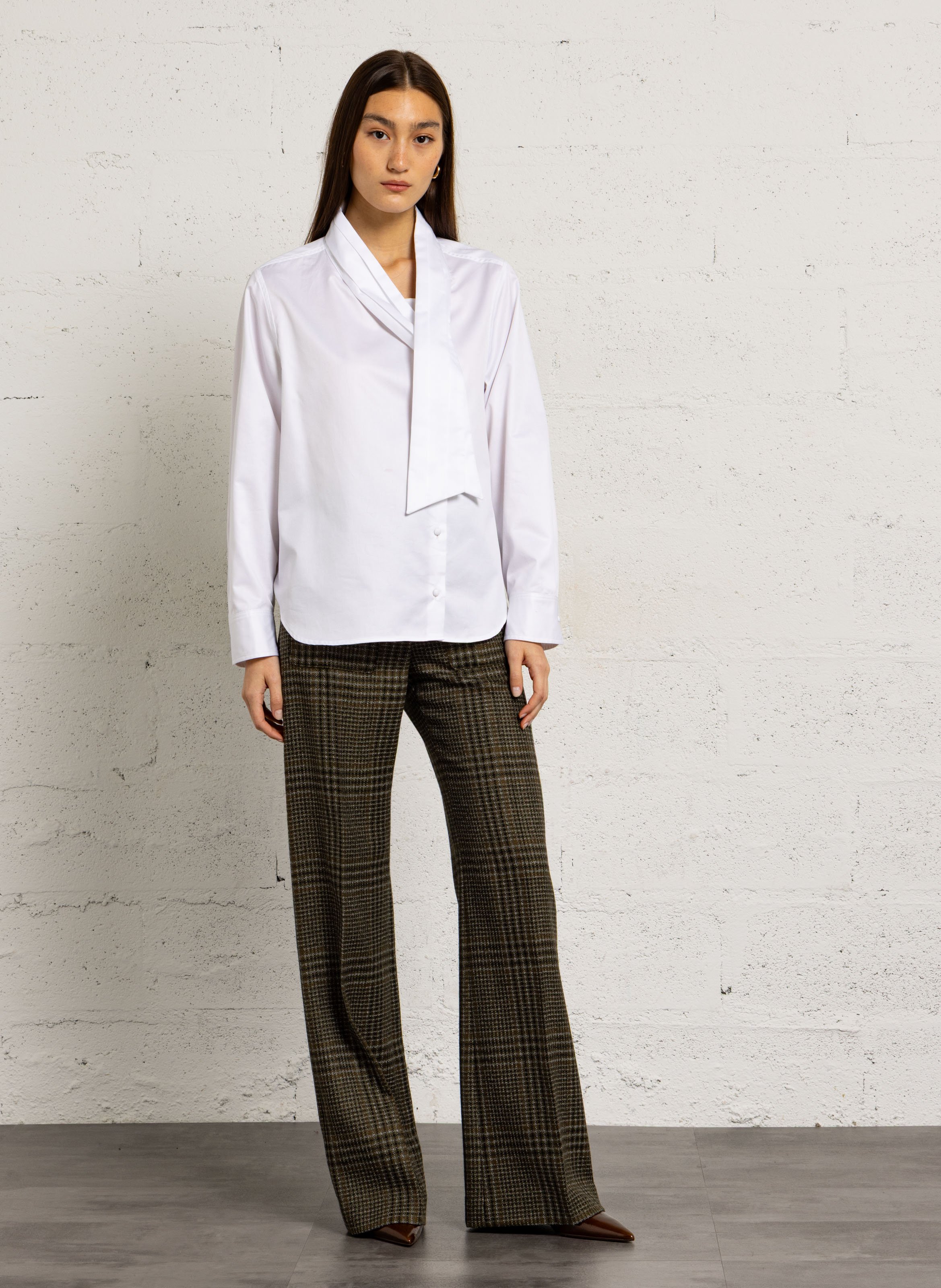 Chemise col à nouer uni en coton MARGAUX LONNBERG Blanc