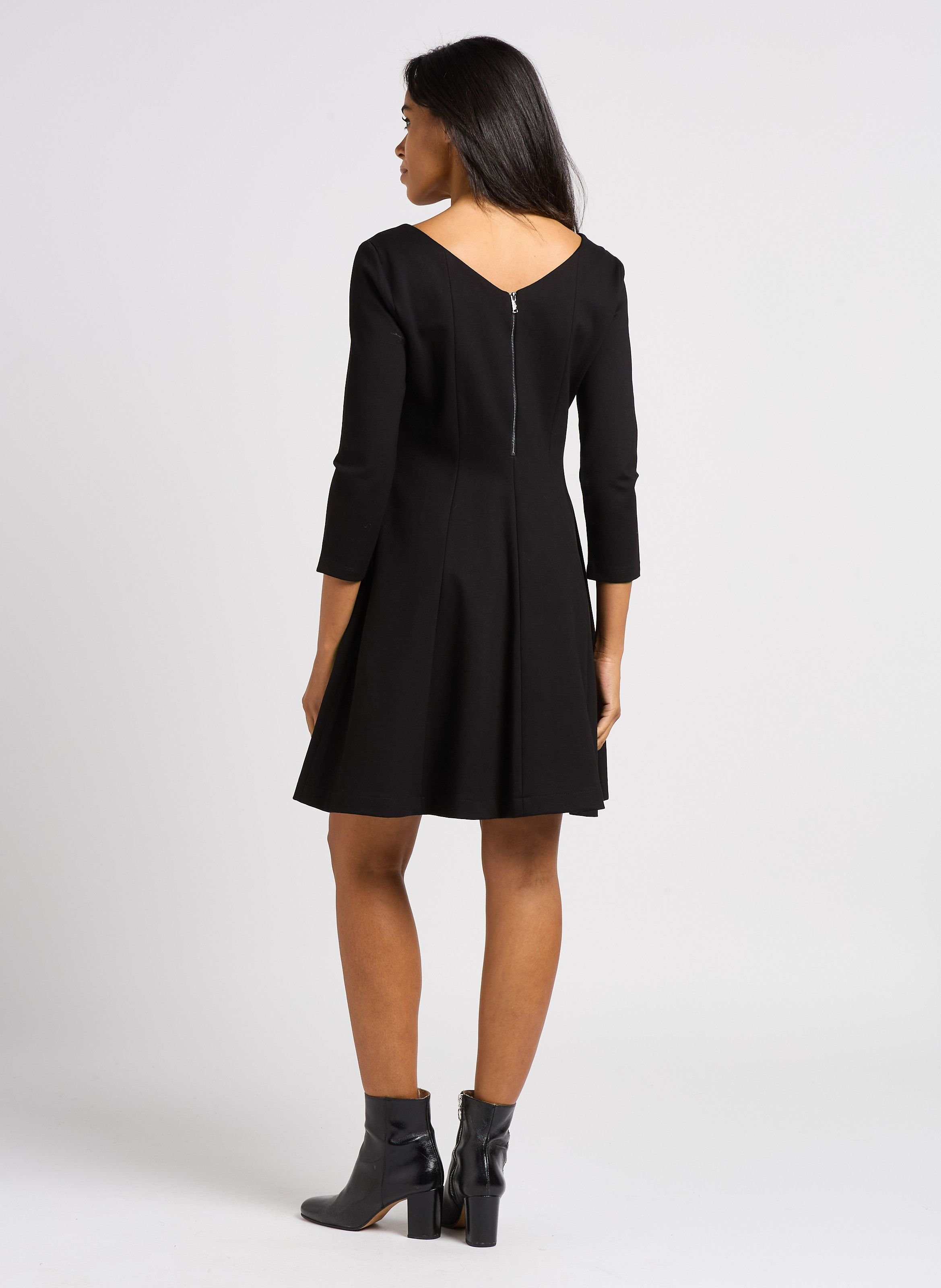 One step robe noire hotsell