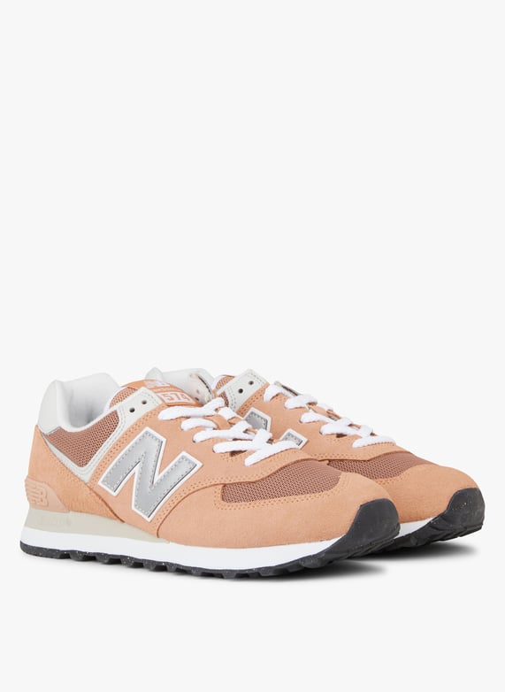 Niedrige Sneaker aus Leder Mix in Orange