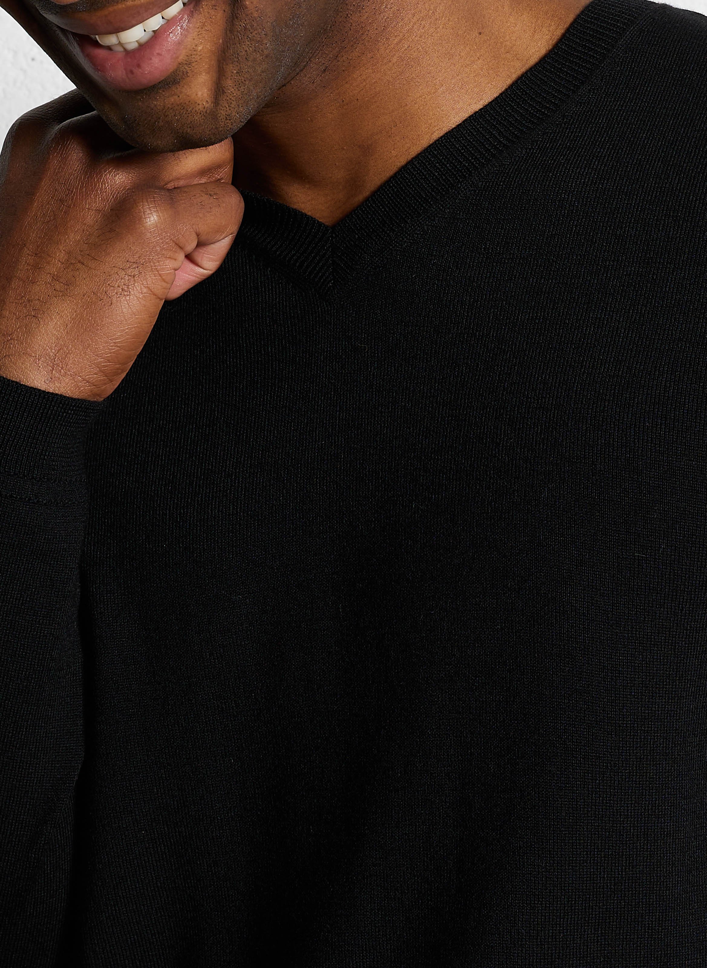 Pull col V regular fit en laine AU PRINTEMPS PARIS Noir