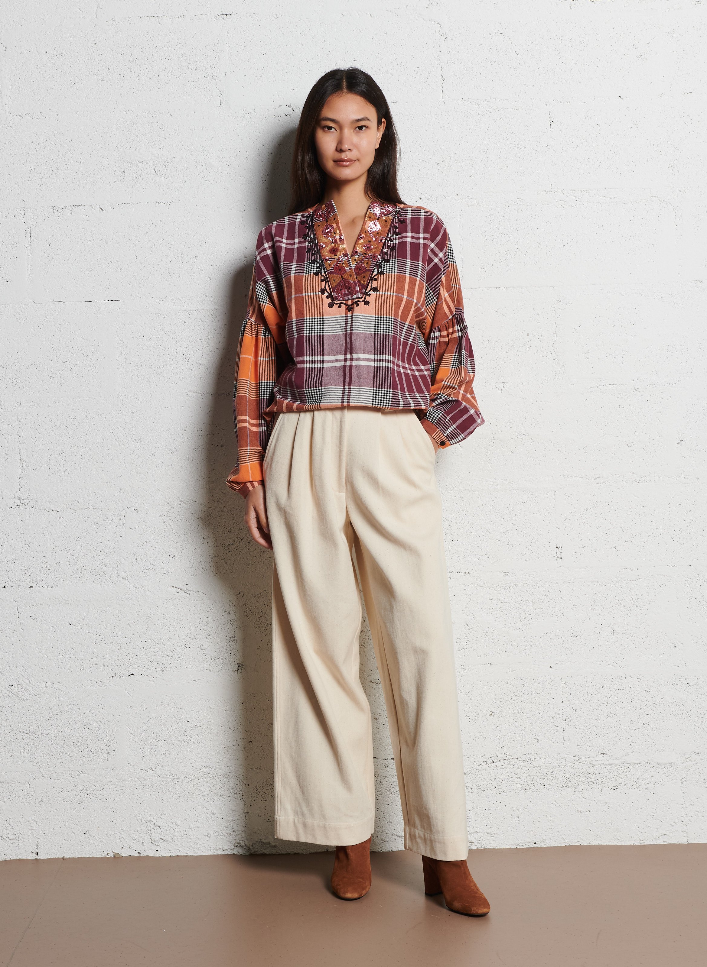 Blouse large col v sequins à carreaux V DE VINSTER Orange