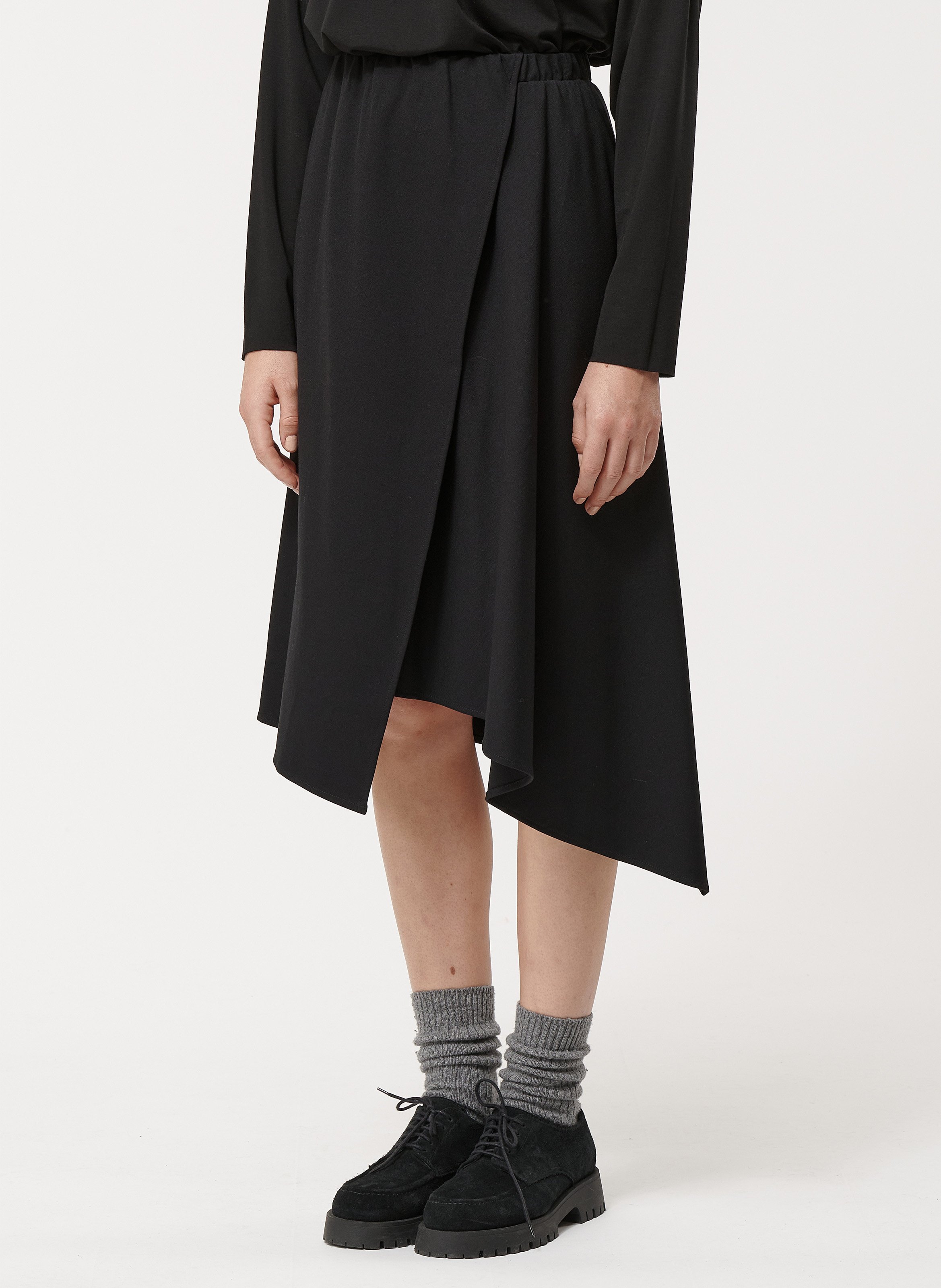 Jupe midi asymétrique HUMILITY Noir