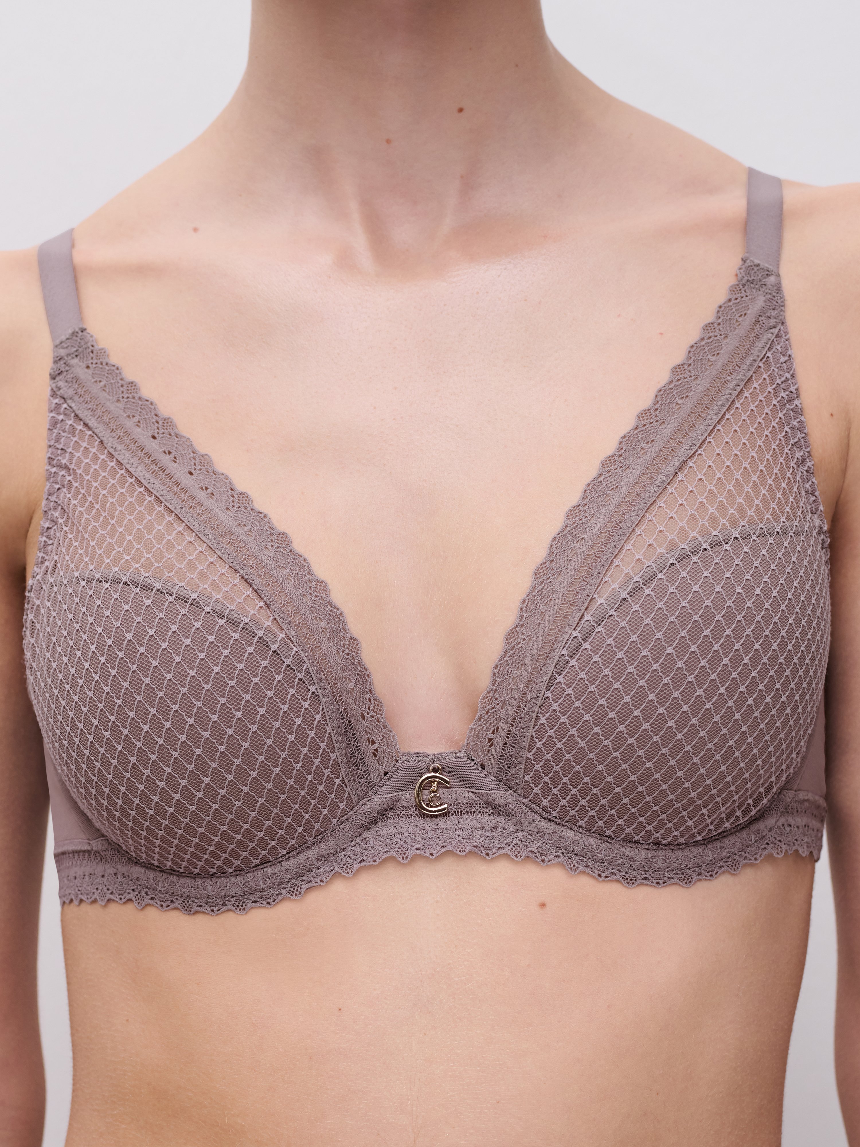 Plunge lace padded bra CHANTELLE Purple