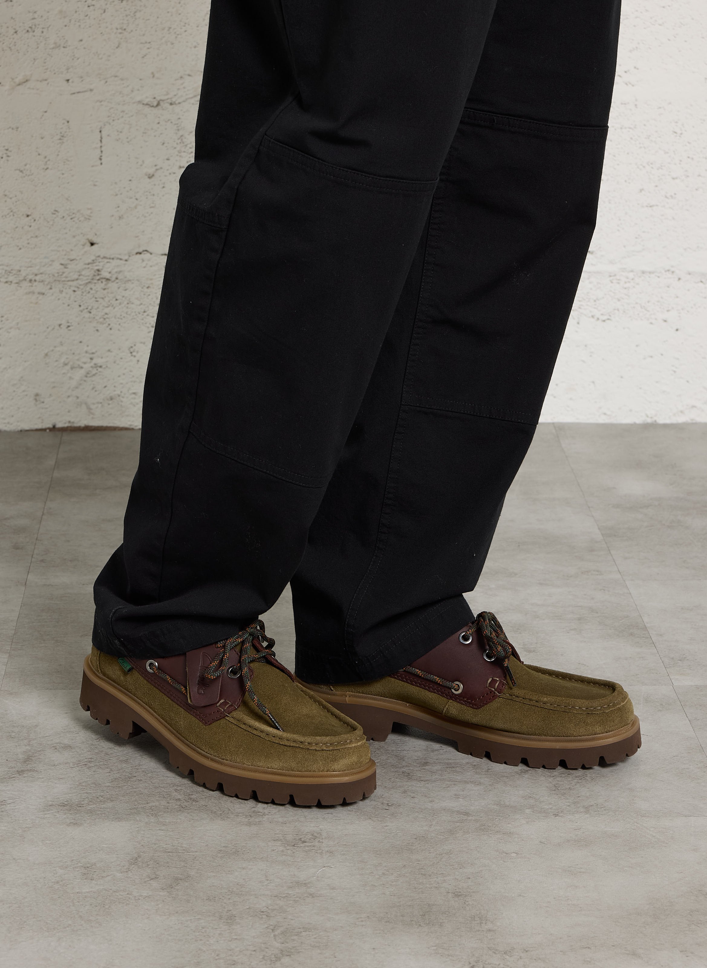 Chaussures bateau en daim CLARKS Vert