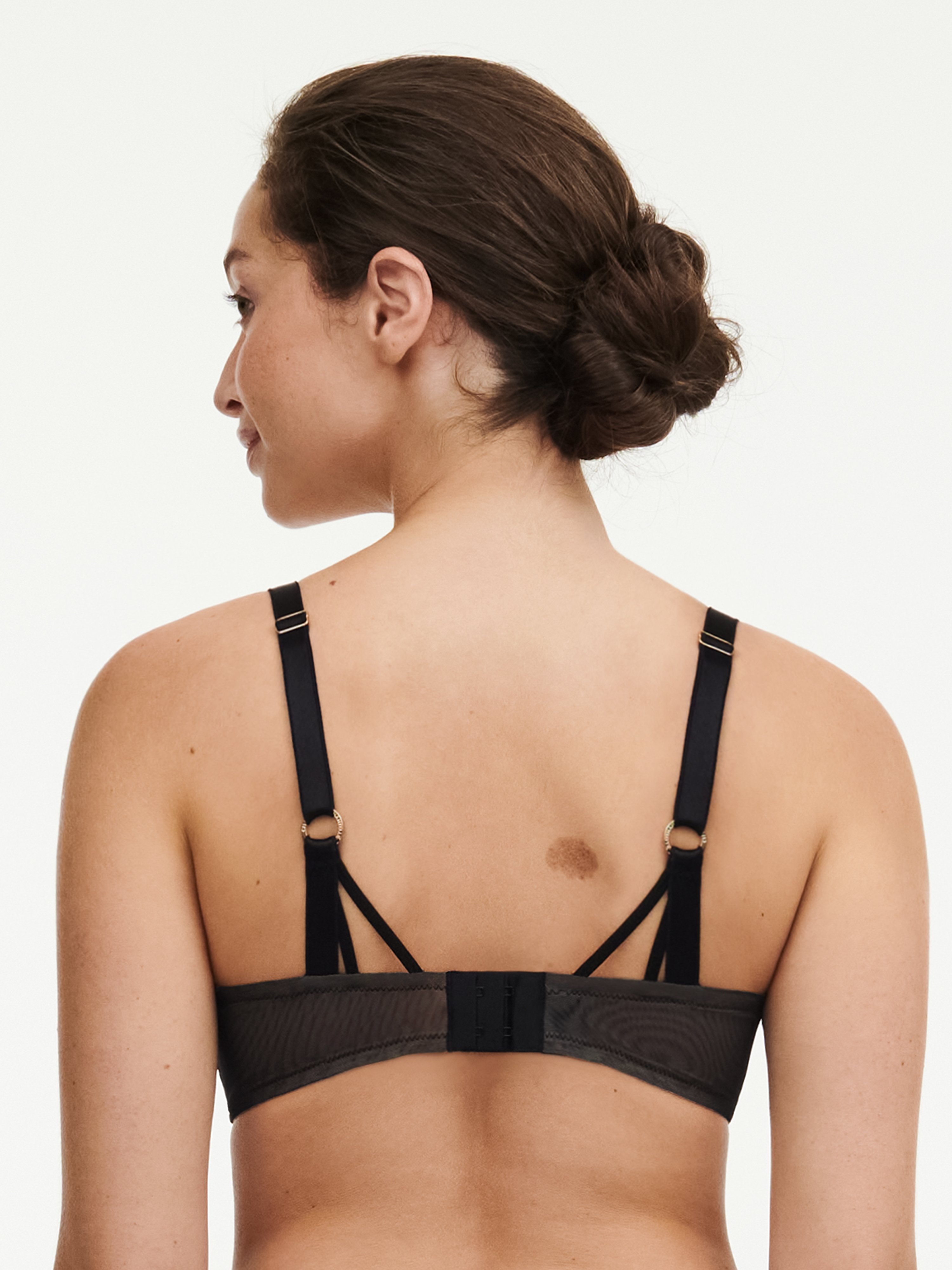 Push-up padded bra with embroidery Black