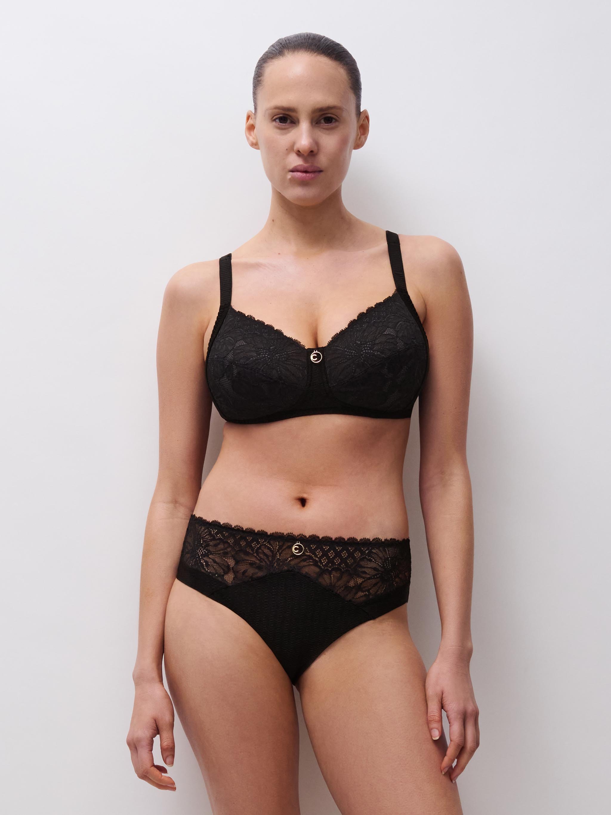 Non-wired support bra with cups CHANTELLE Black