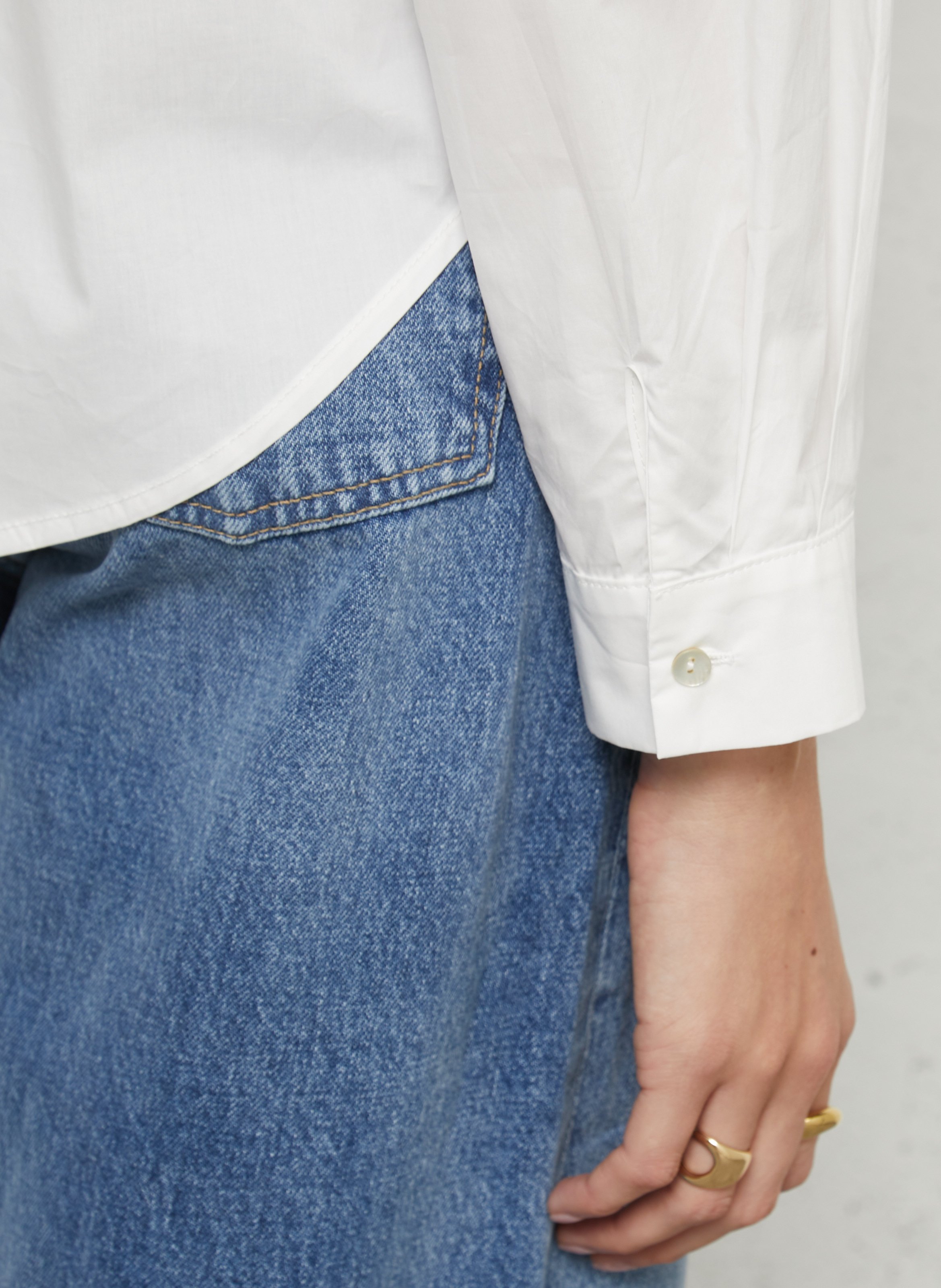 Oversized round neck cotton shirt JC SOPHIE White