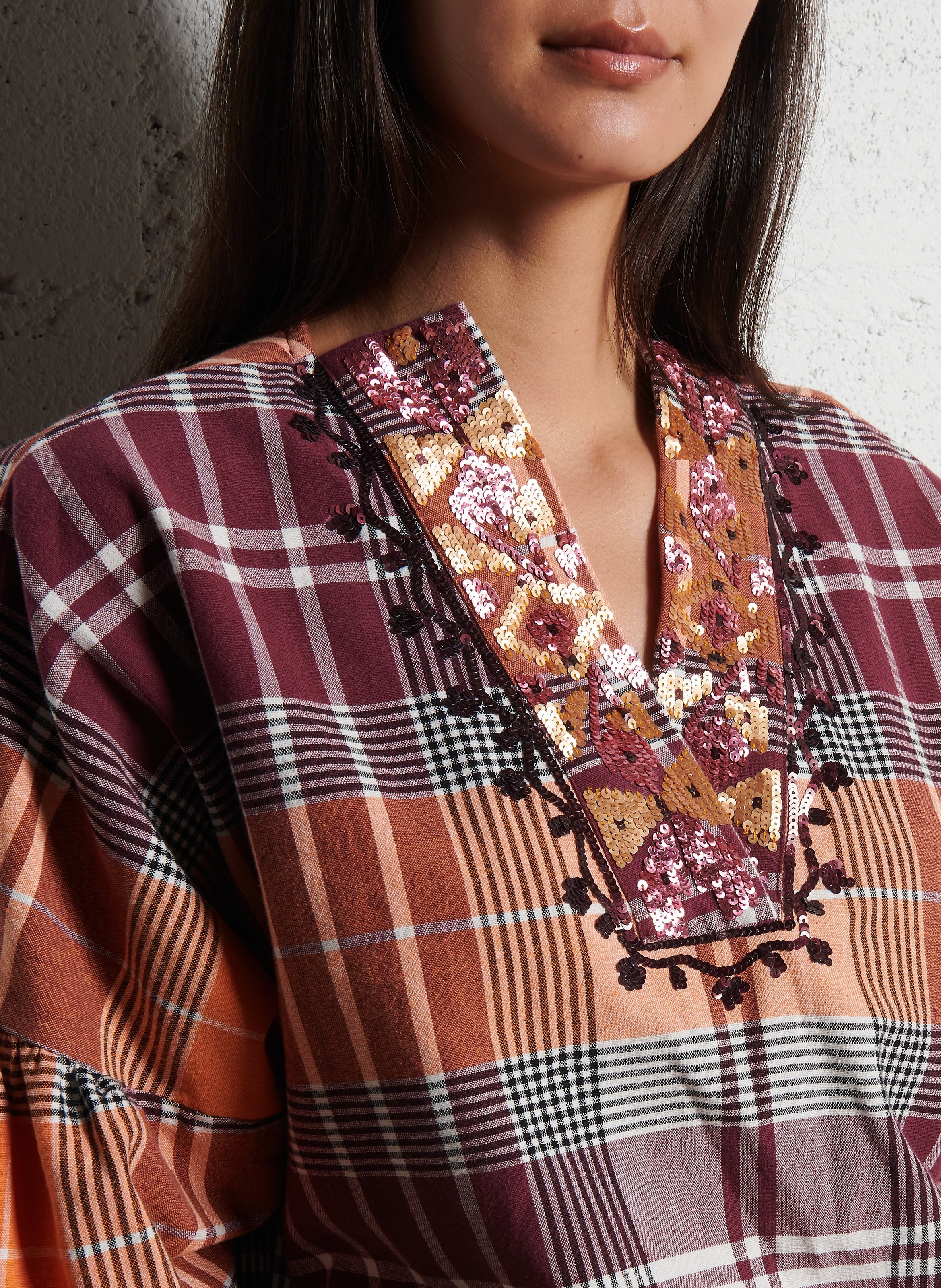 Blouse large col v sequins à carreaux V DE VINSTER Orange