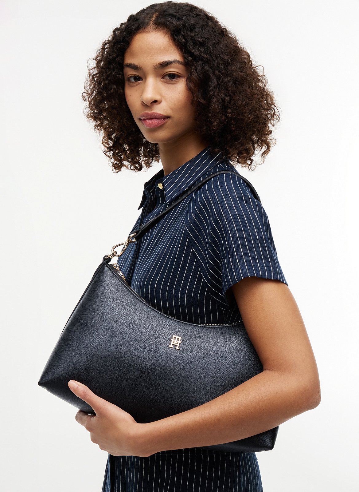 Sac à main TOMMY HILFIGER Noir