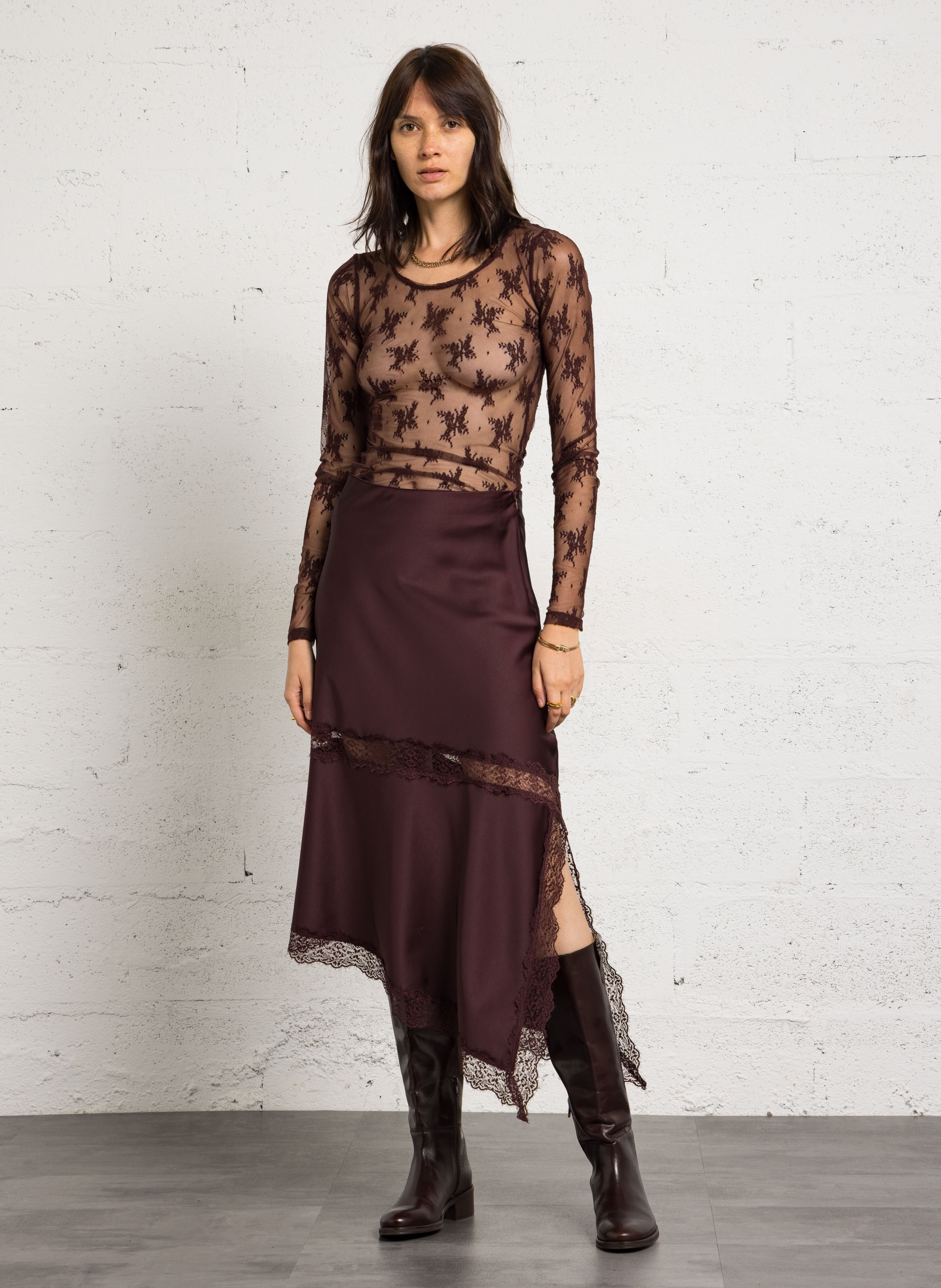 Asymmetrische midi-rok met kant IMPERIAL Zwart