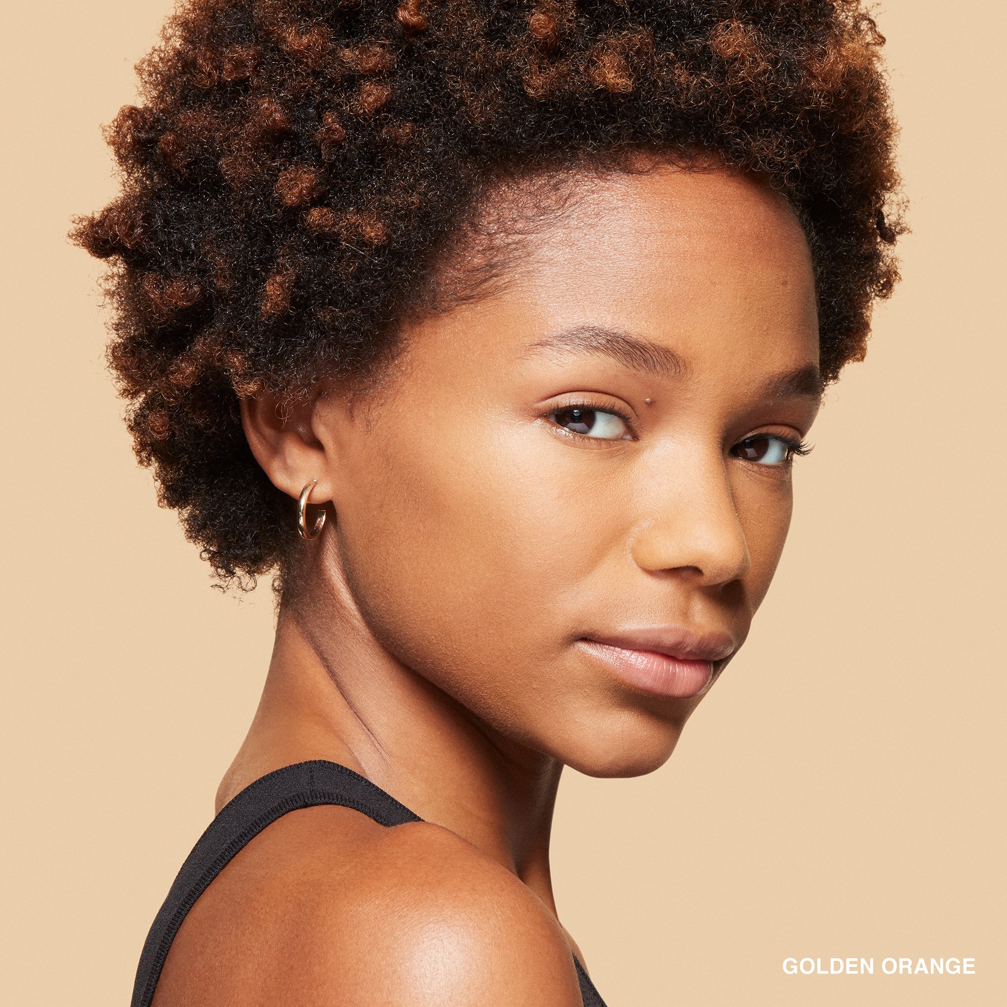 Sheer Finish Pressed Powder - Poudre de Finition BOBBI BROWN Golden orange