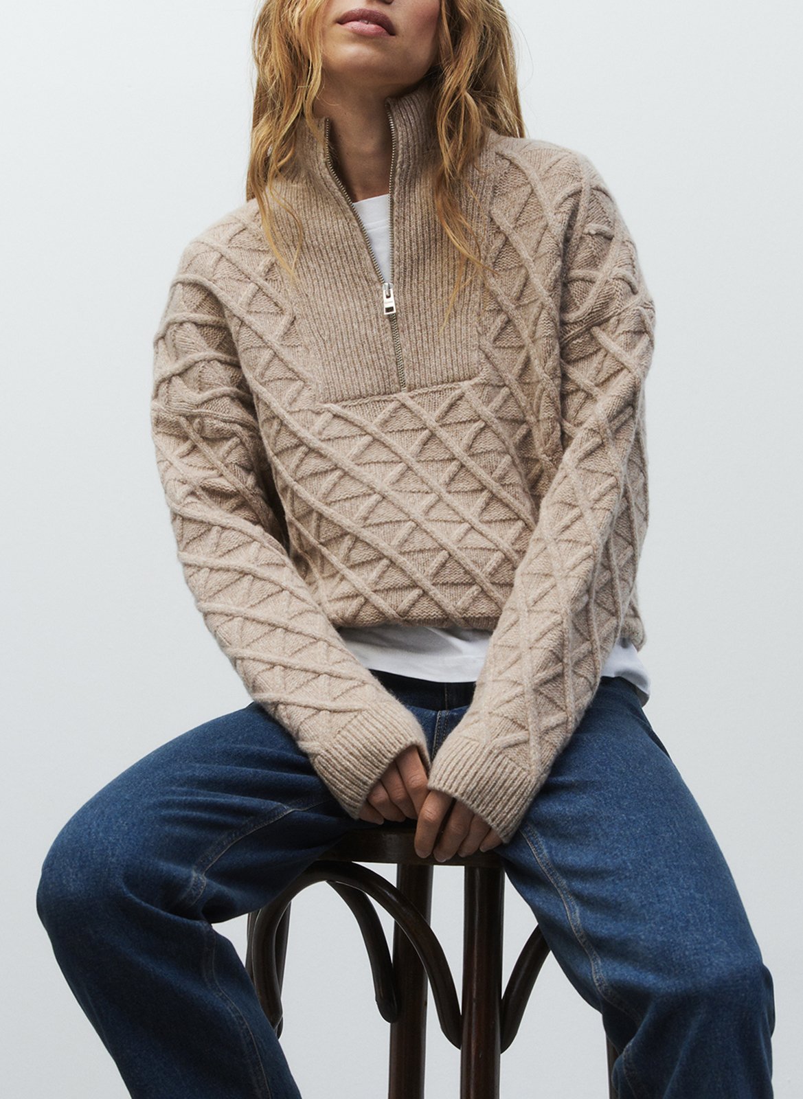 Pull ample à col zippé en laine CLOSED Beige