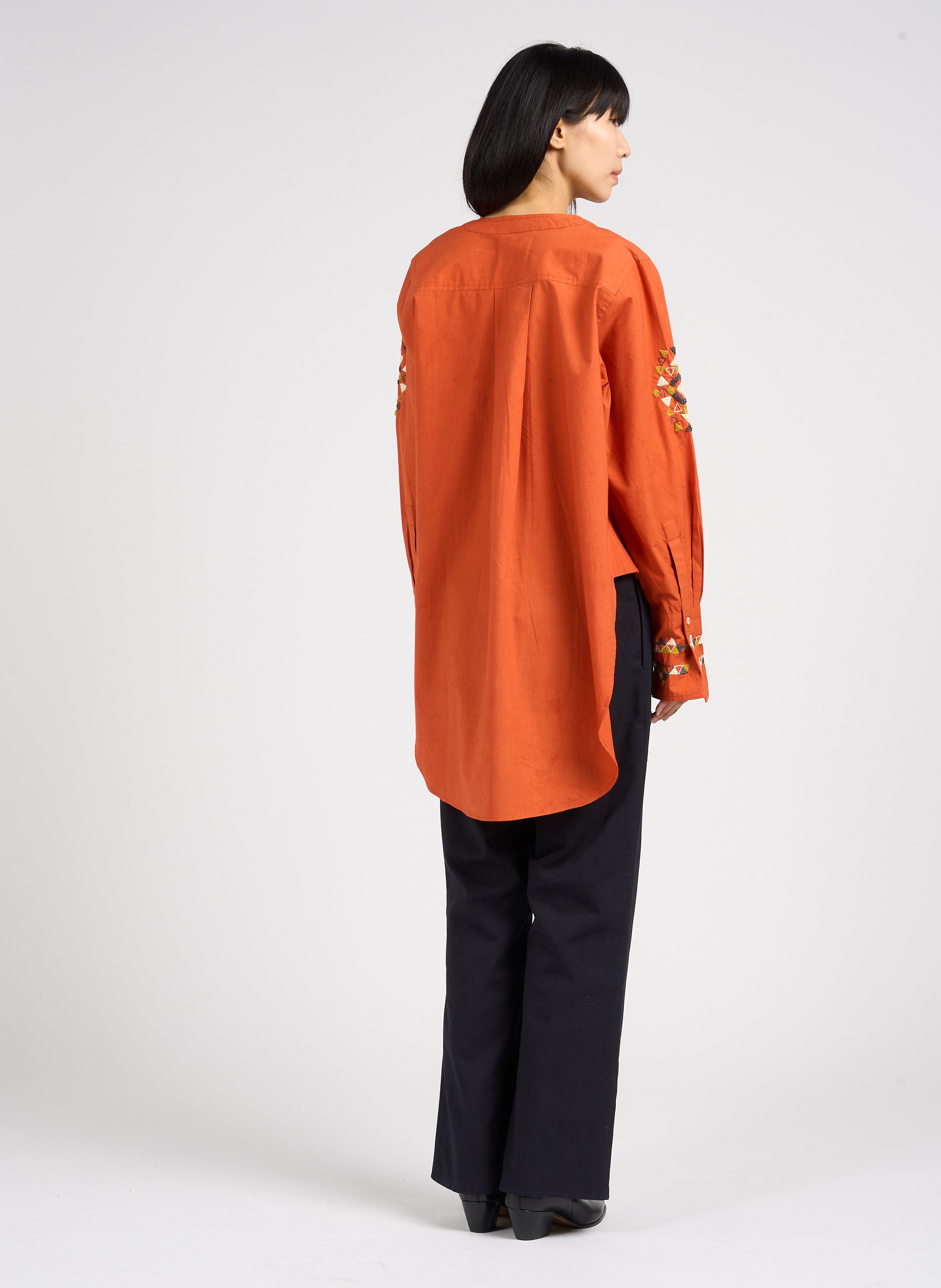 Straight embroidered cotton pants V DE VINSTER Black