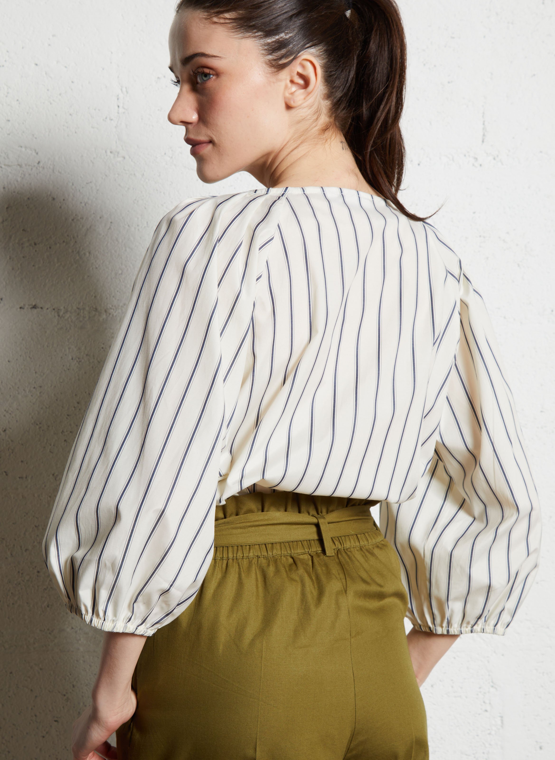 Weites Hemd mit Rundhalsausschnitt VILA Beige