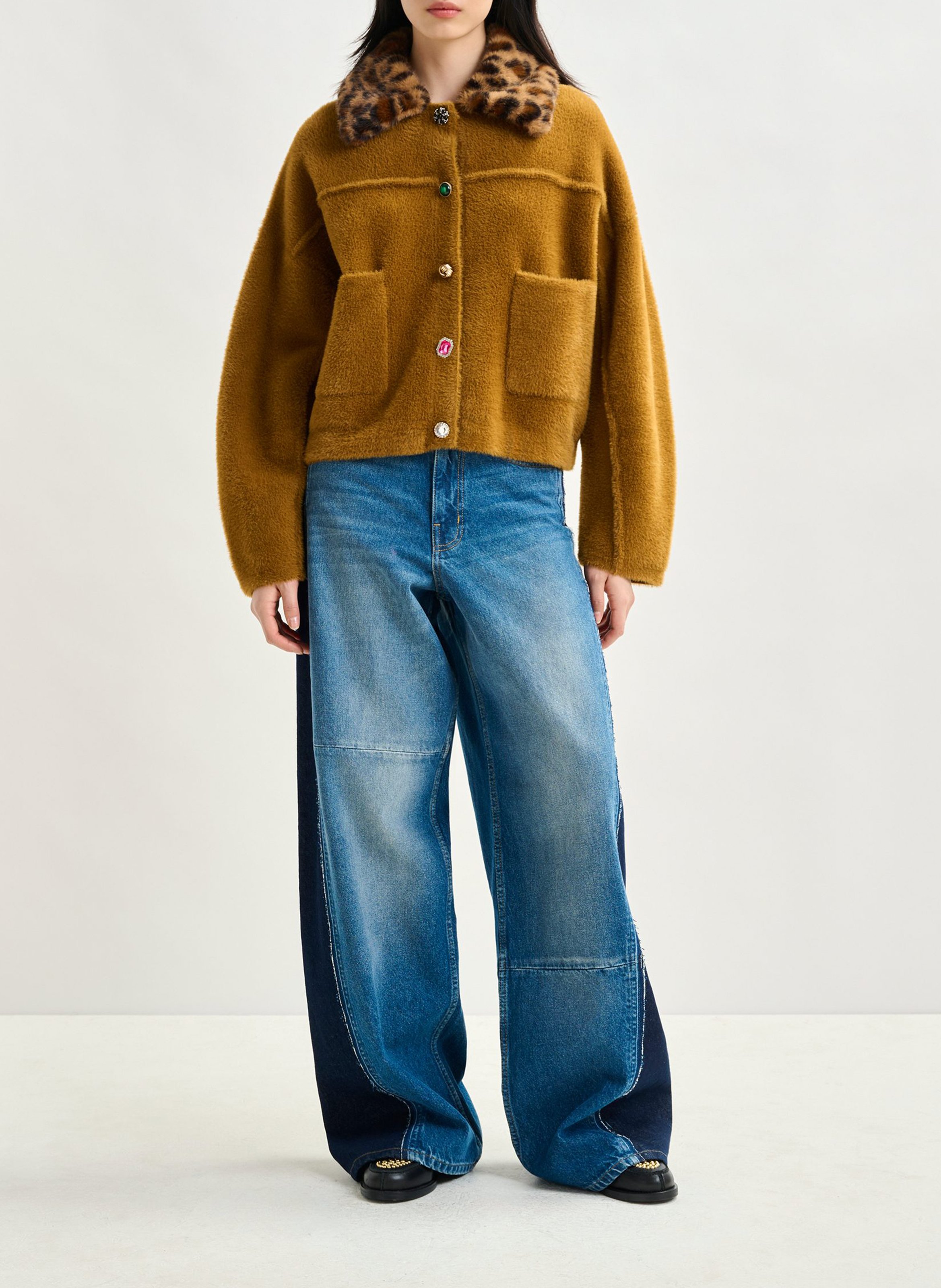 Cardigan ample à col fourrure amovible ESSENTIEL ANTWERP Marron