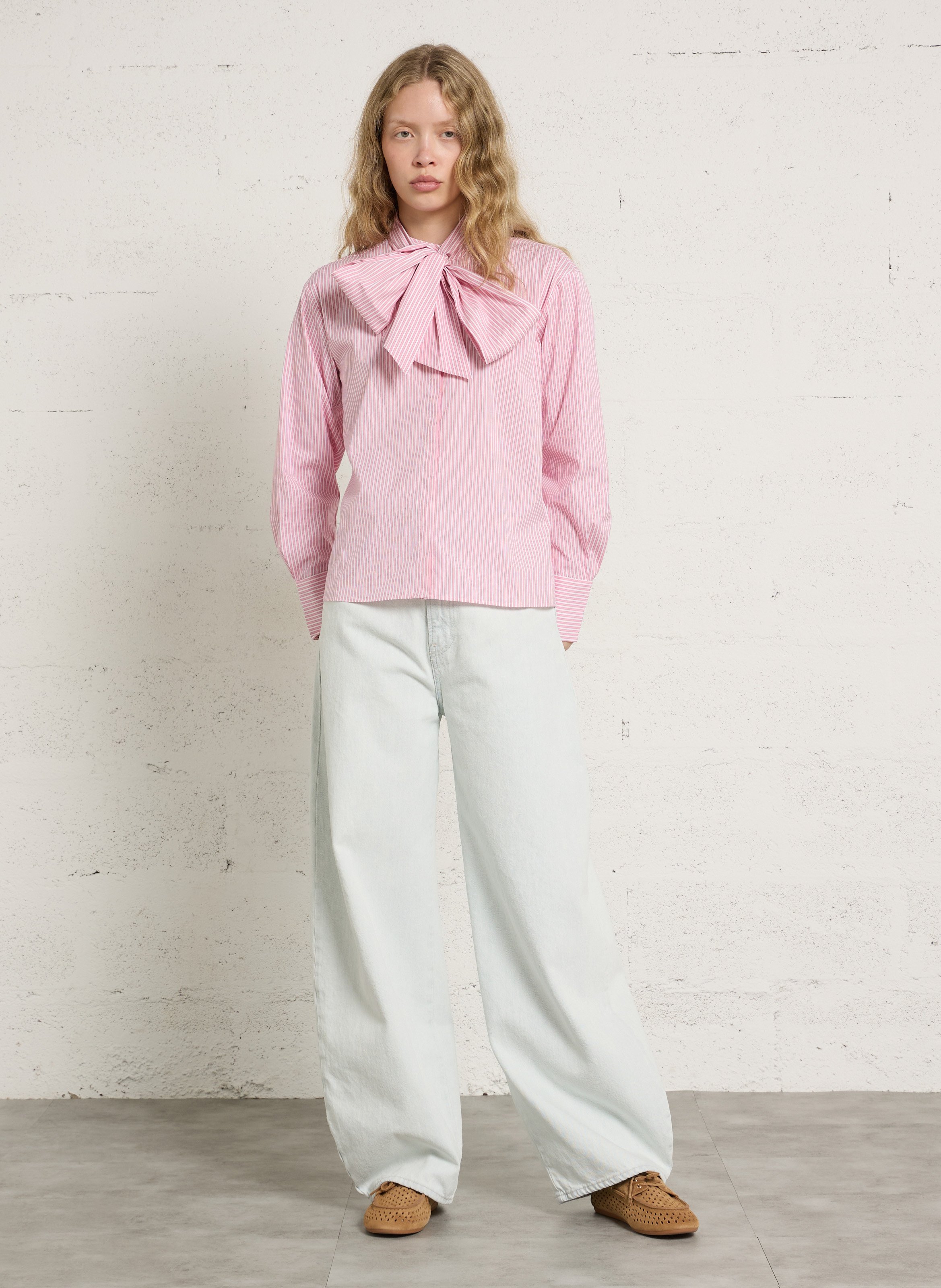 Boyfriend-Taillenjeans - Look 1