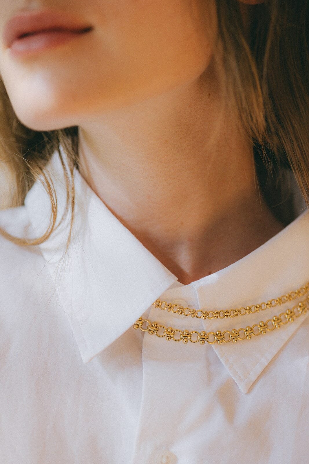 Fine gold necklace Golden