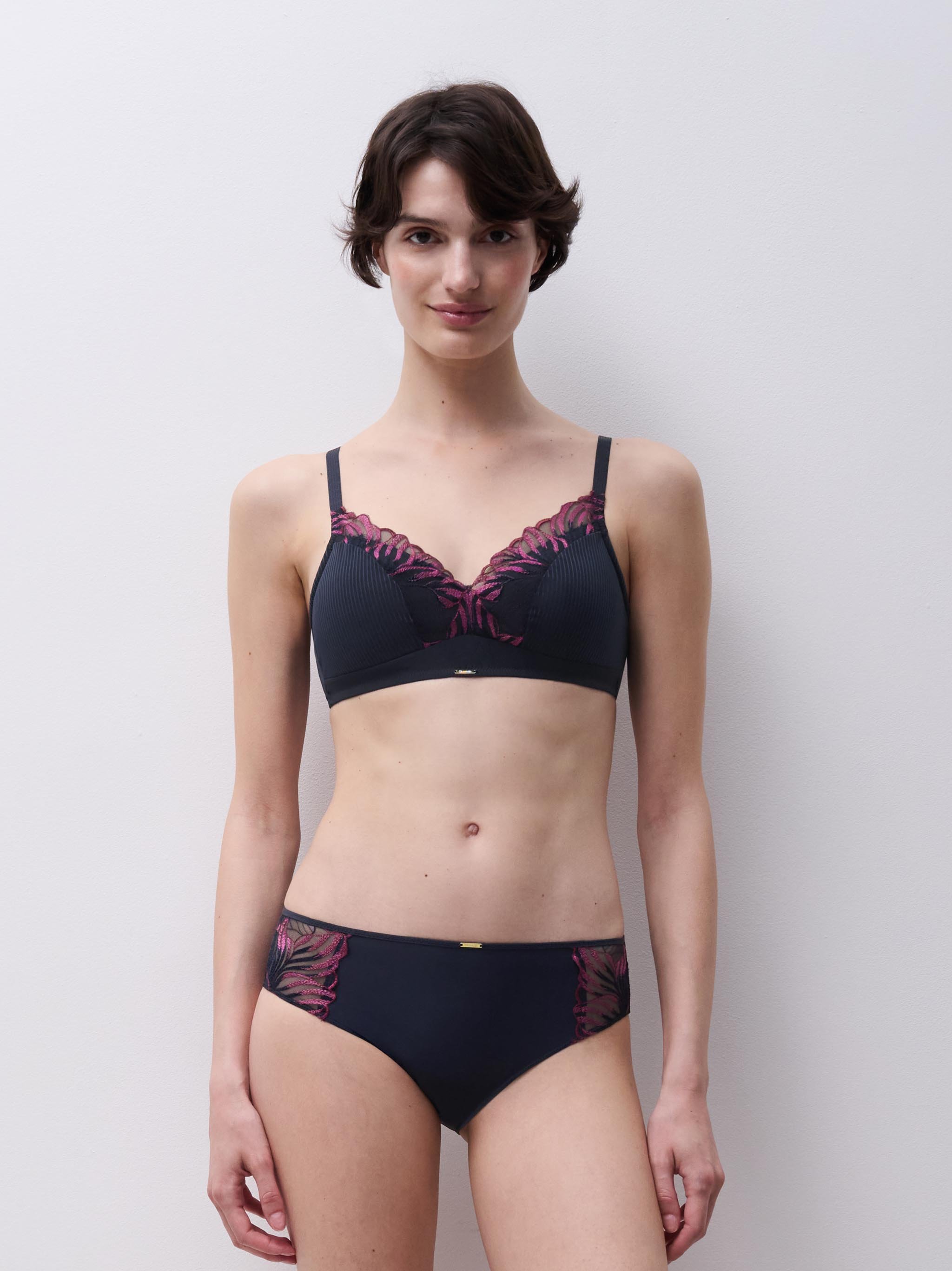Non-wired padded bra with embroidery support | Grey CHANTELLE Women