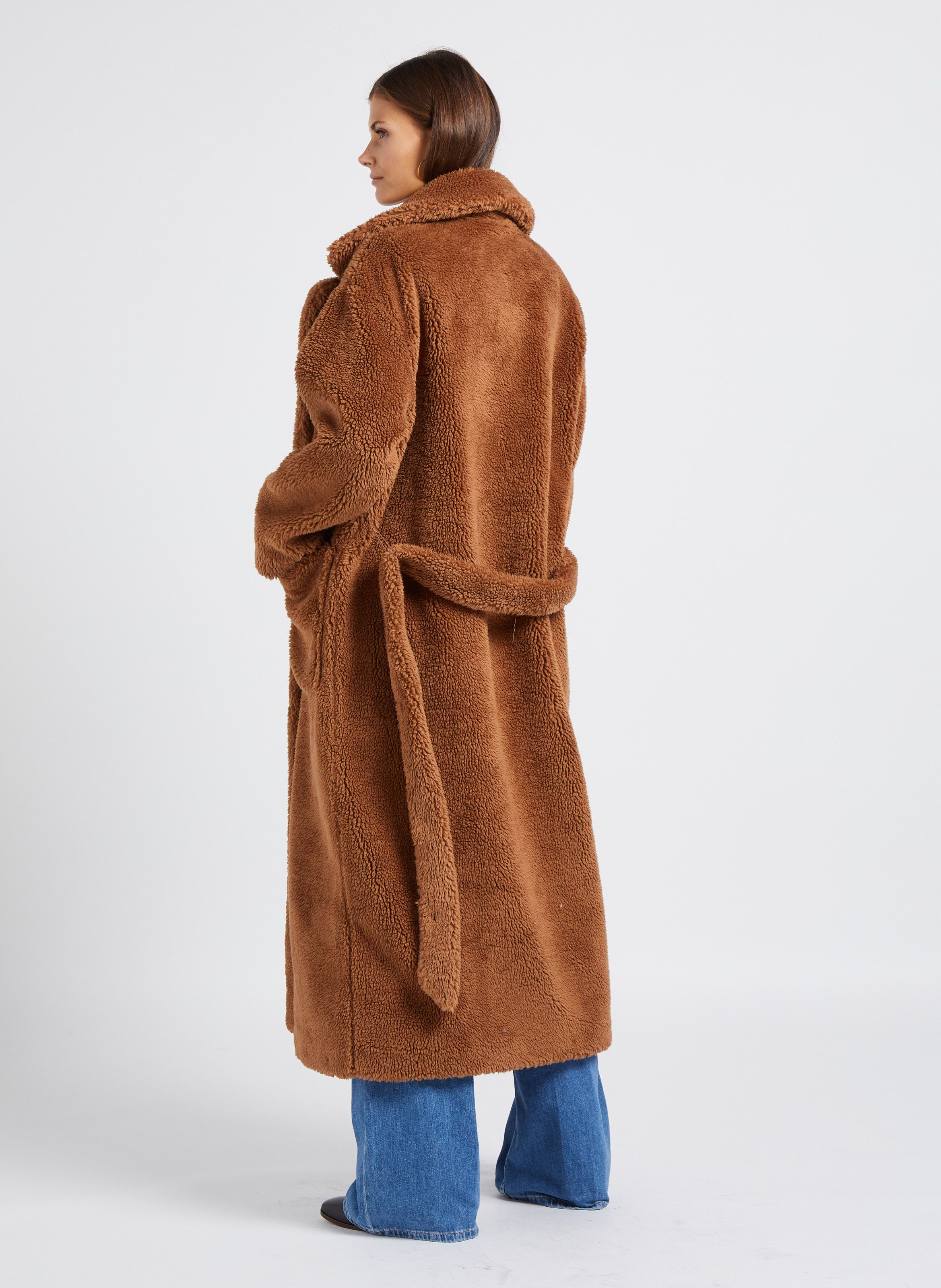 Brown Long fake fur coat with tailored collar