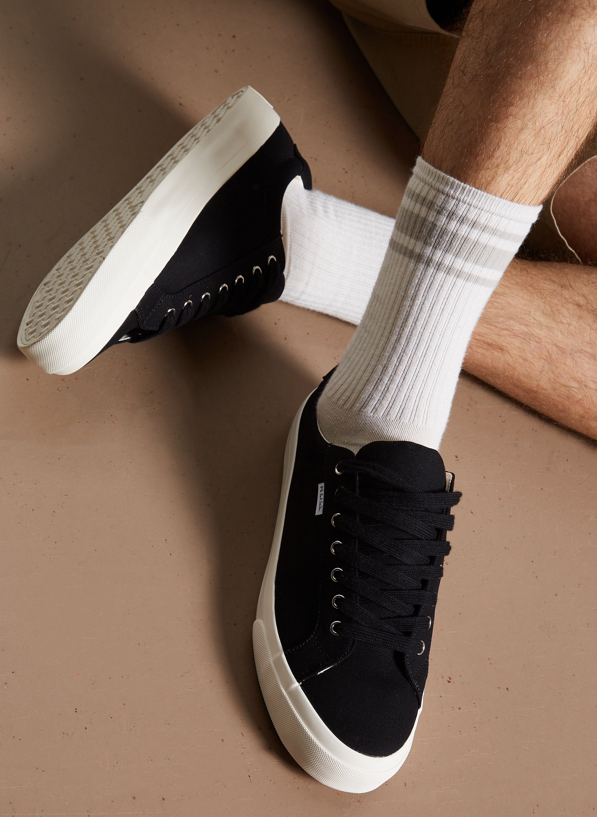 Classic low-top canvas sneakers - Look 1