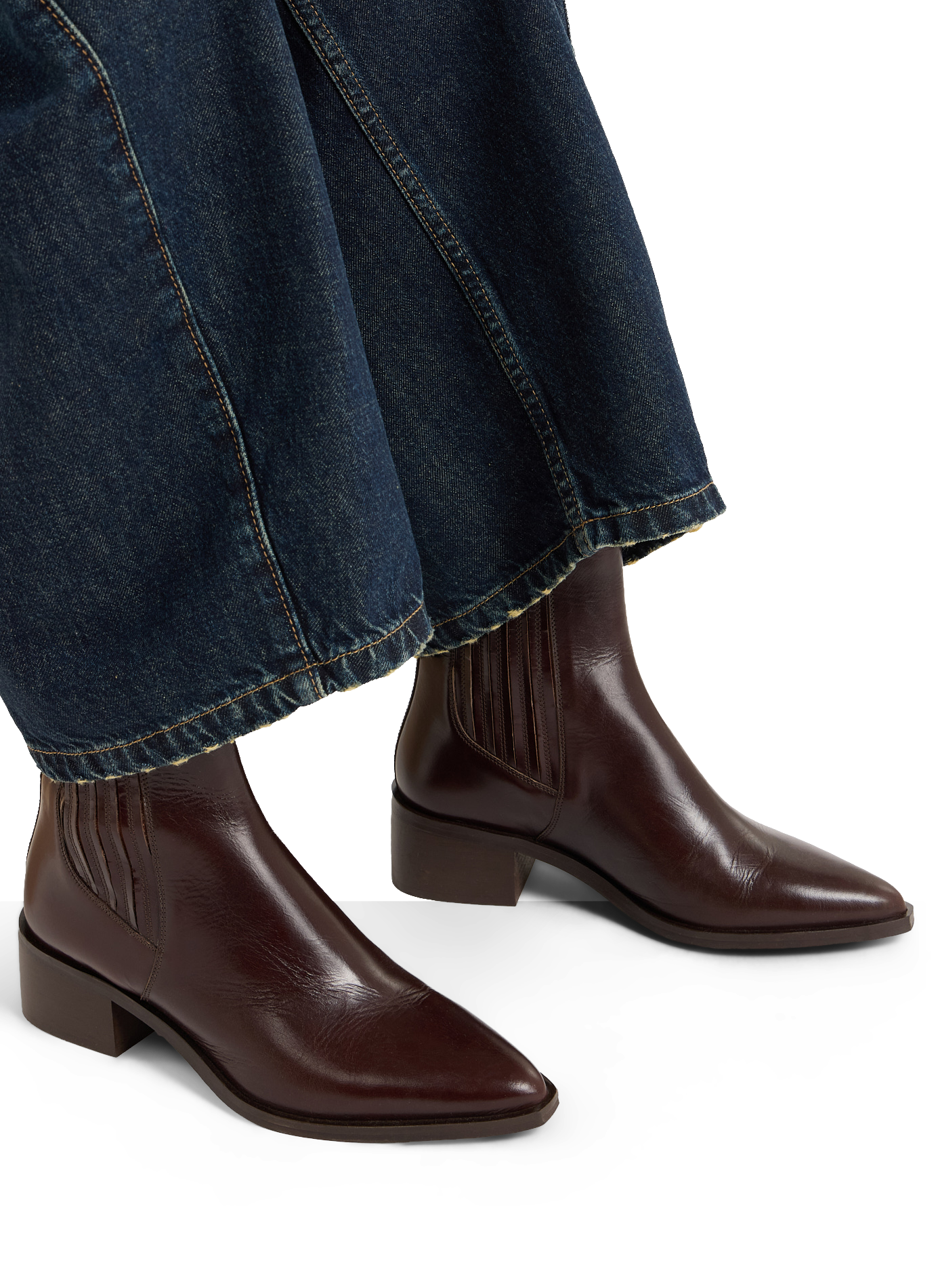 Beyoncé leather ankle boots in brown. SAISON 1865 Brown