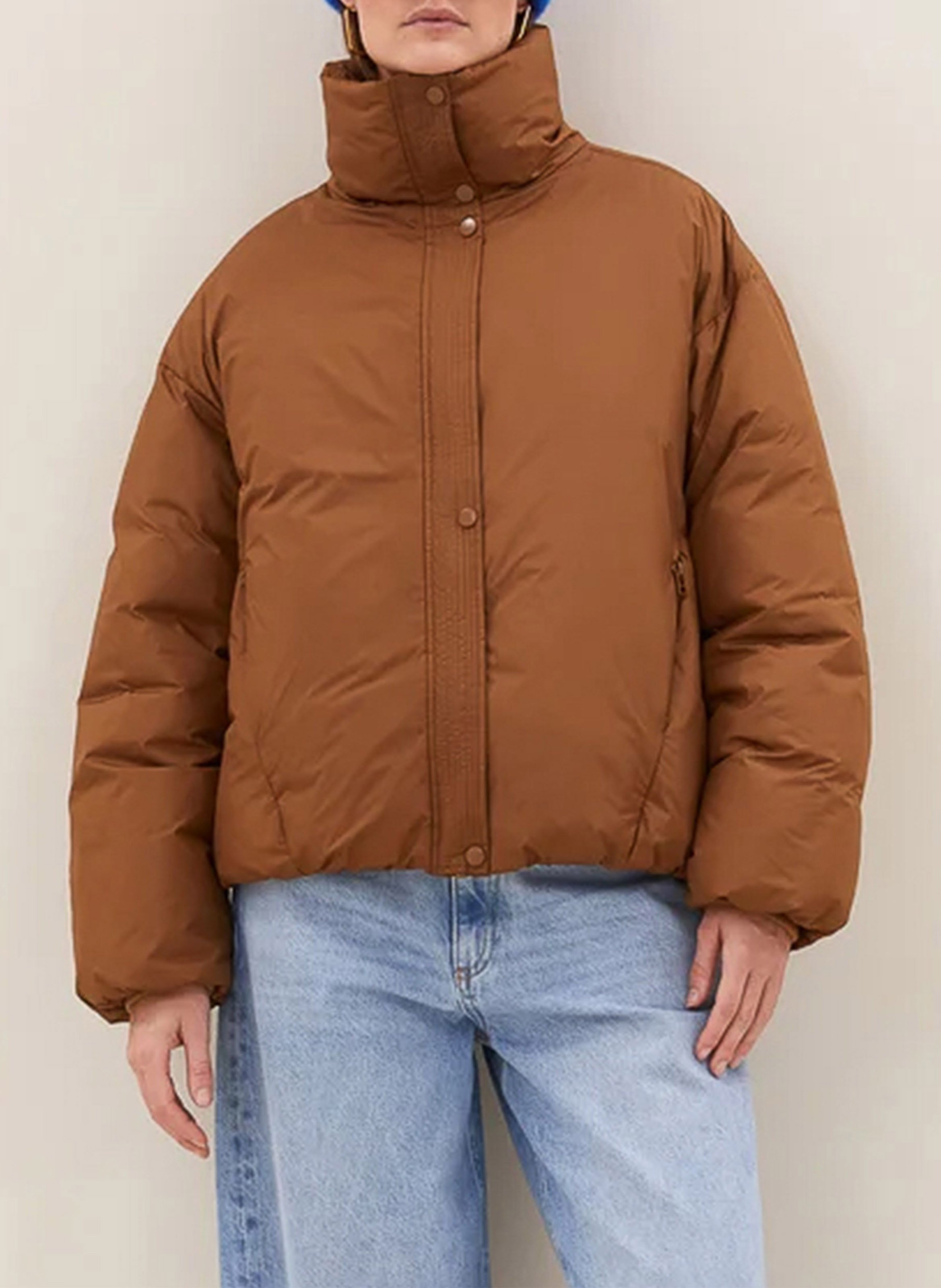 Oversize-Daunenjacke mit Stehkragen BY BAR Braun