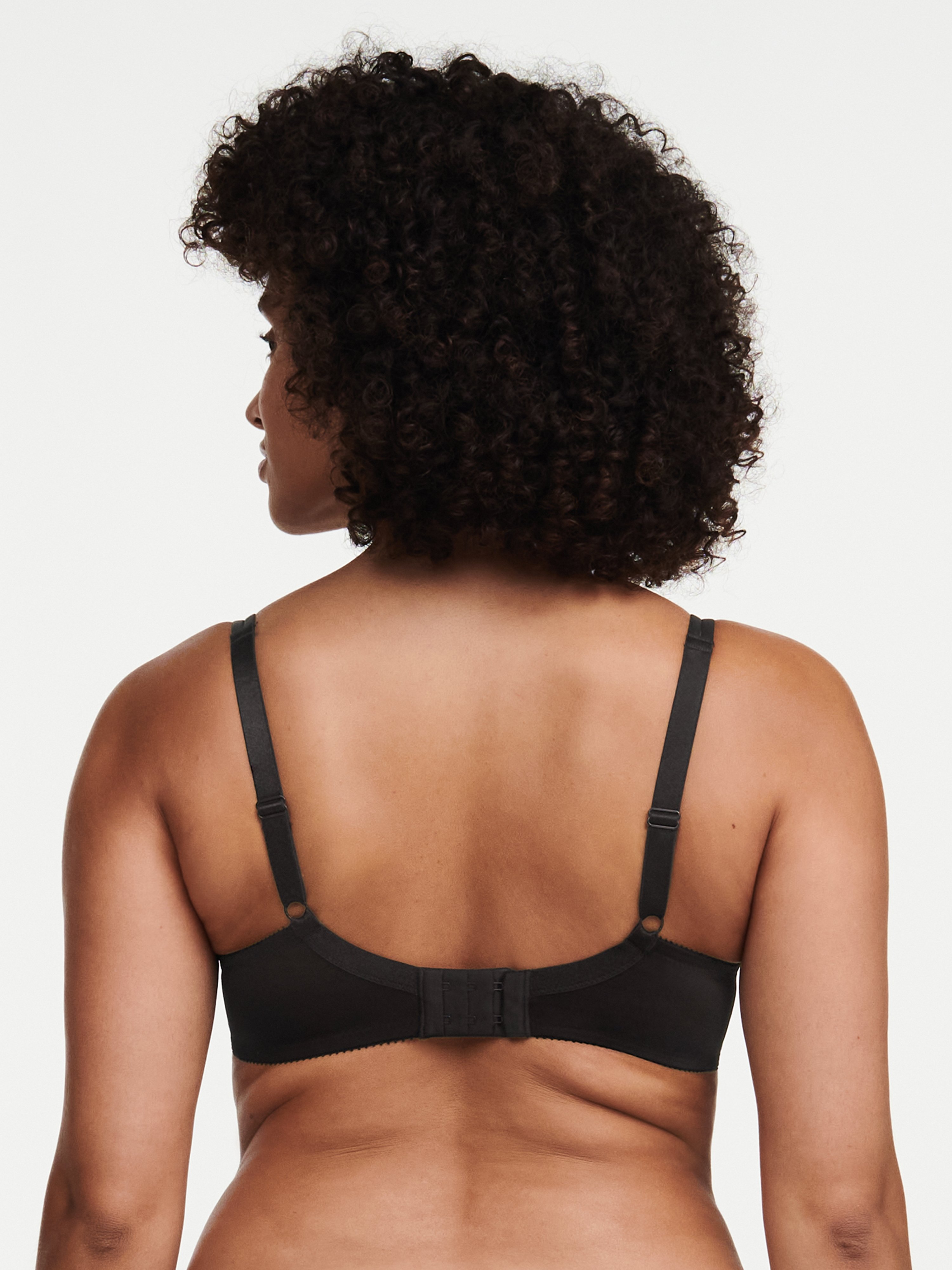 Full-cup shape memory bra CHANTELLE Black