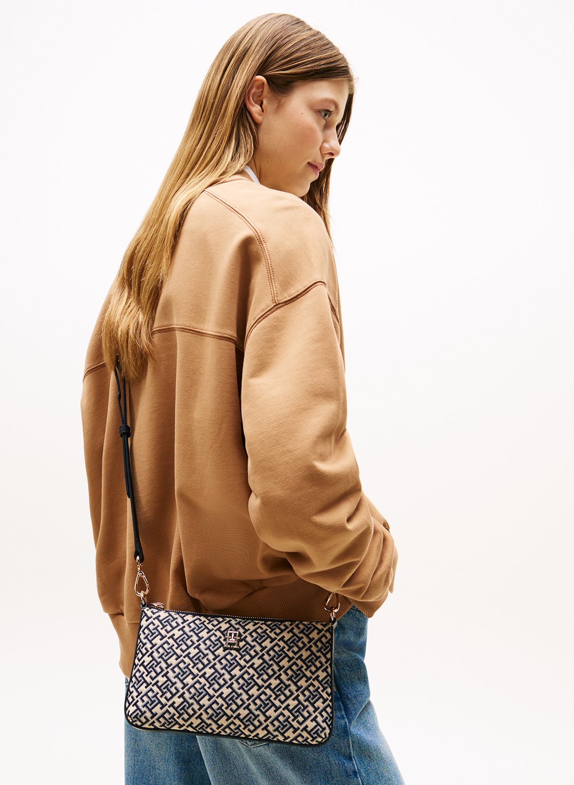 Umhängetasche mit Monogramm Blau