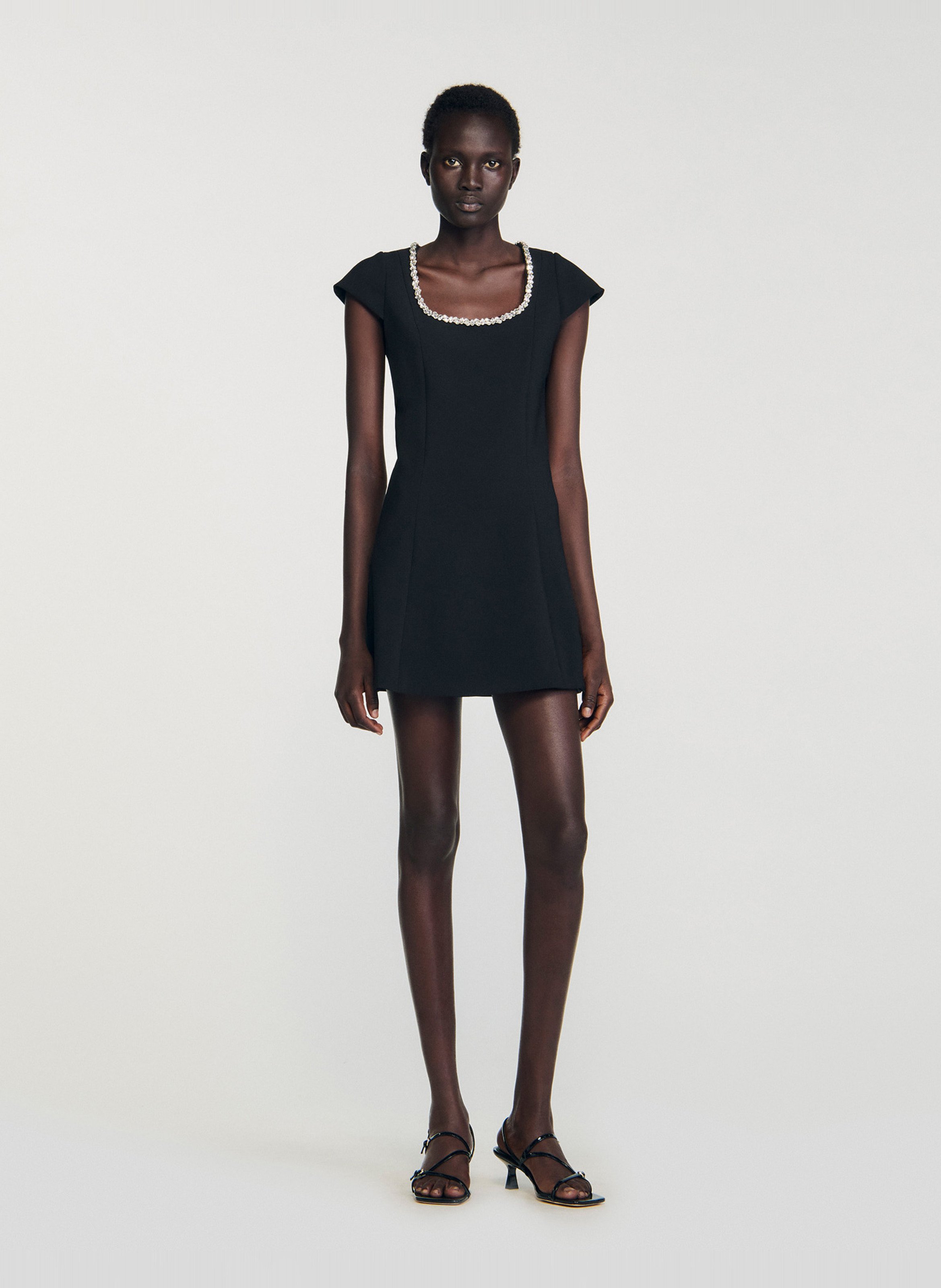 Korte jurk met ronde hals SANDRO Zwart