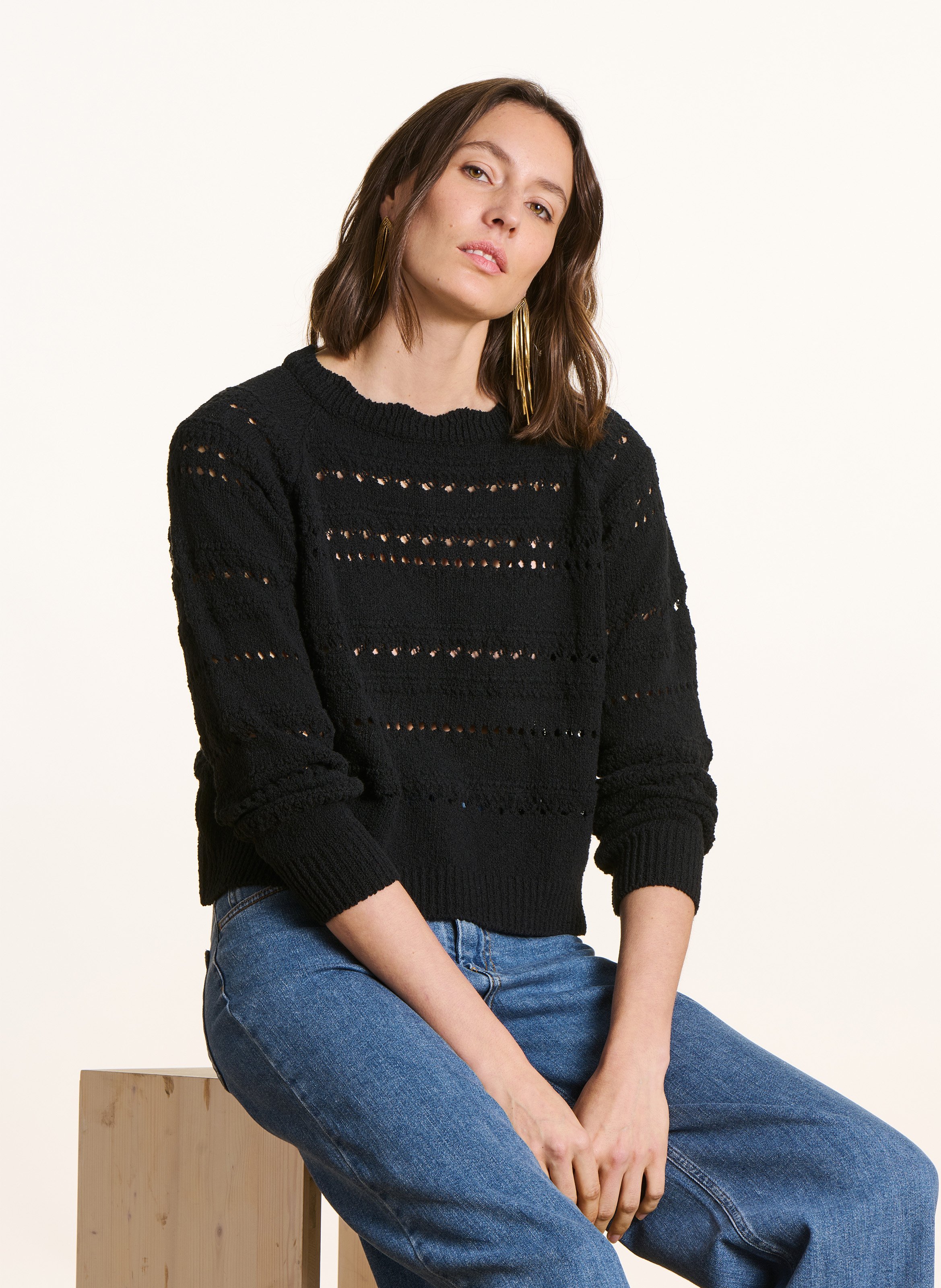 Gerader Rundhalsausschnitt-Pullover aus Lochstrick LA FEE MARABOUTEE Schwarz