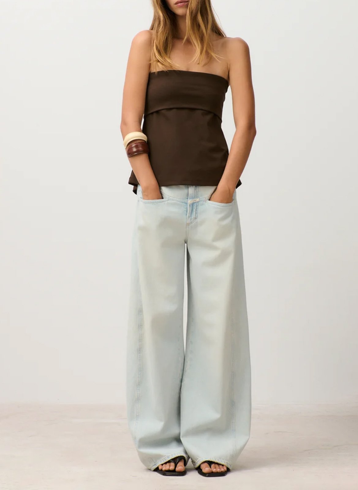 Top entallado liso de mezcla de algodón CLOSED Marron