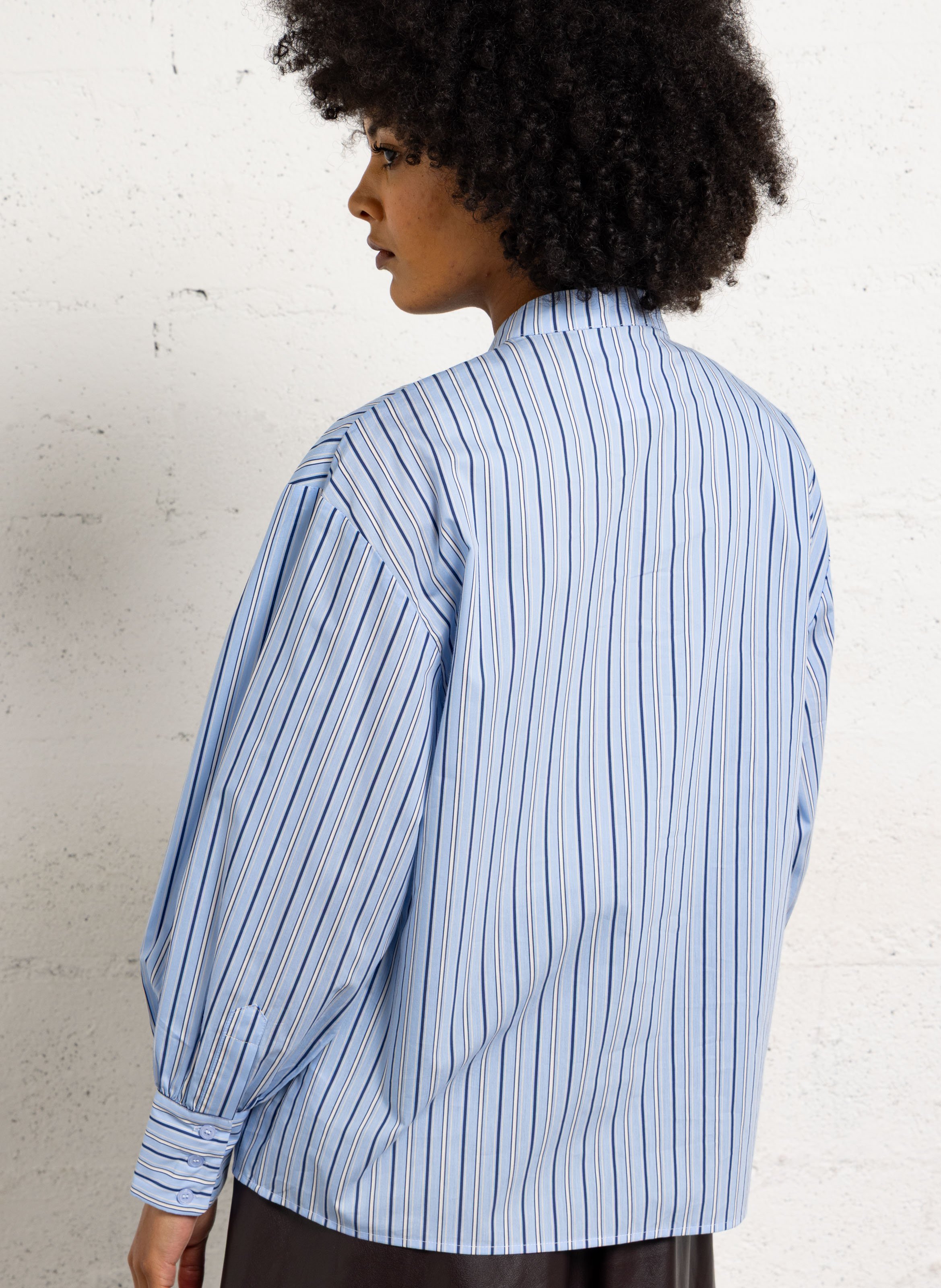 Round neck cotton blend shirt SUNCOO Blue