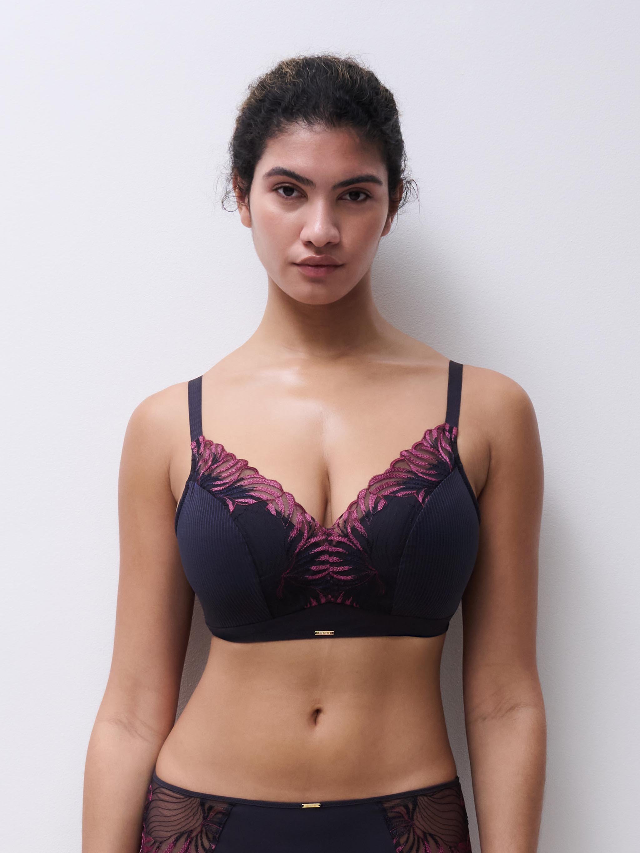 Non-wired padded bra with embroidery support | Grey CHANTELLE Women