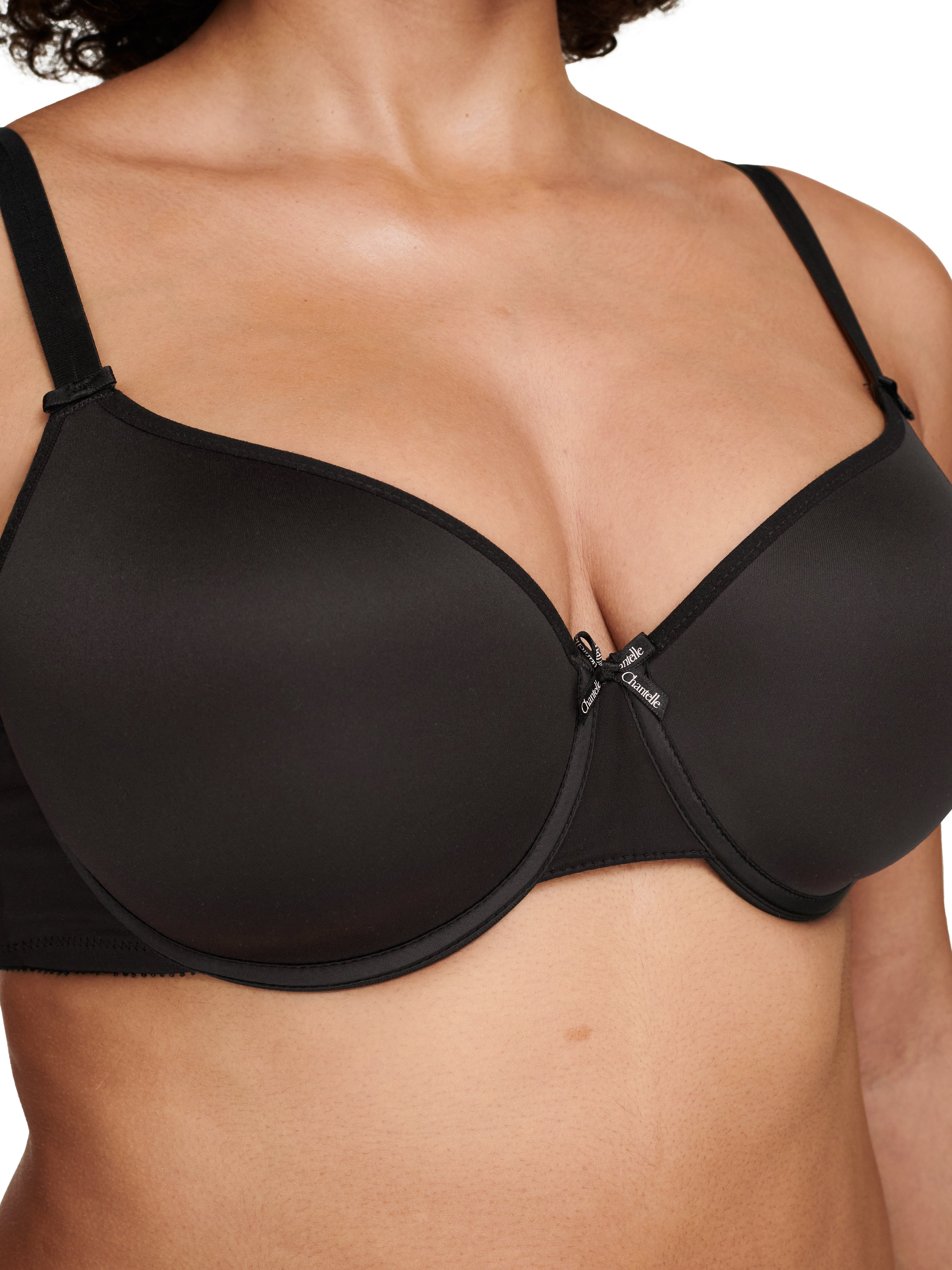 Full-cup shape memory bra CHANTELLE Black