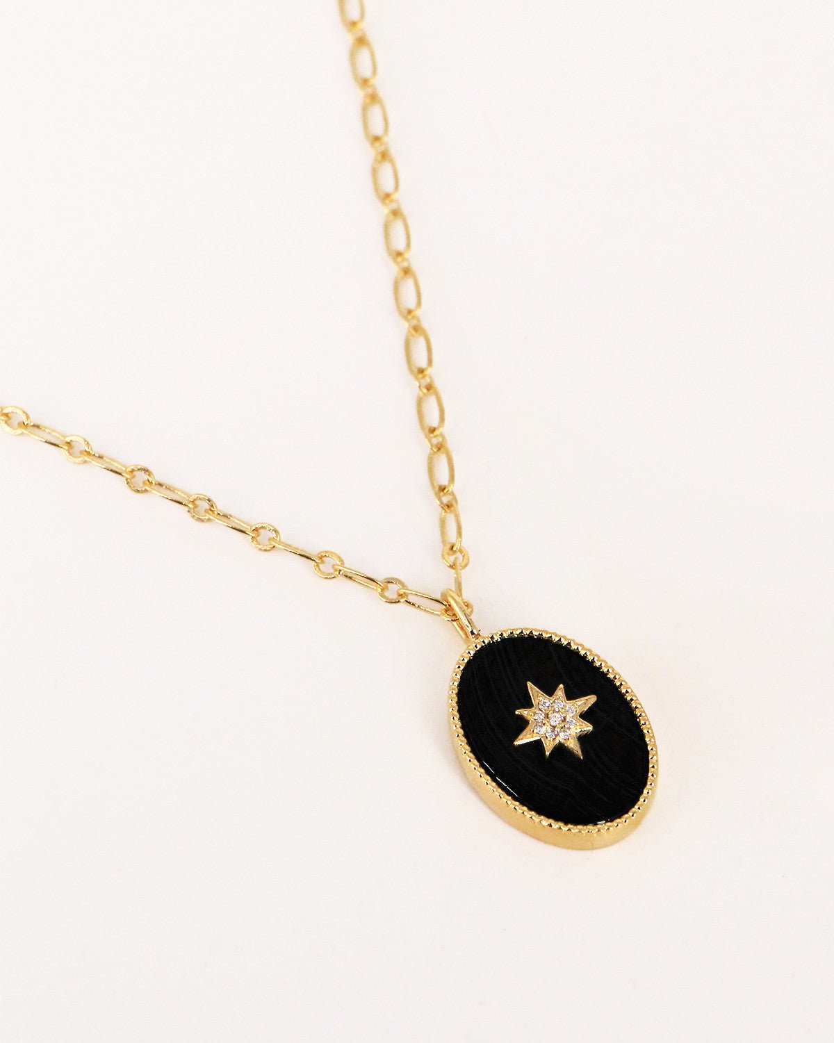 Necklace (eye) NILAI Black
