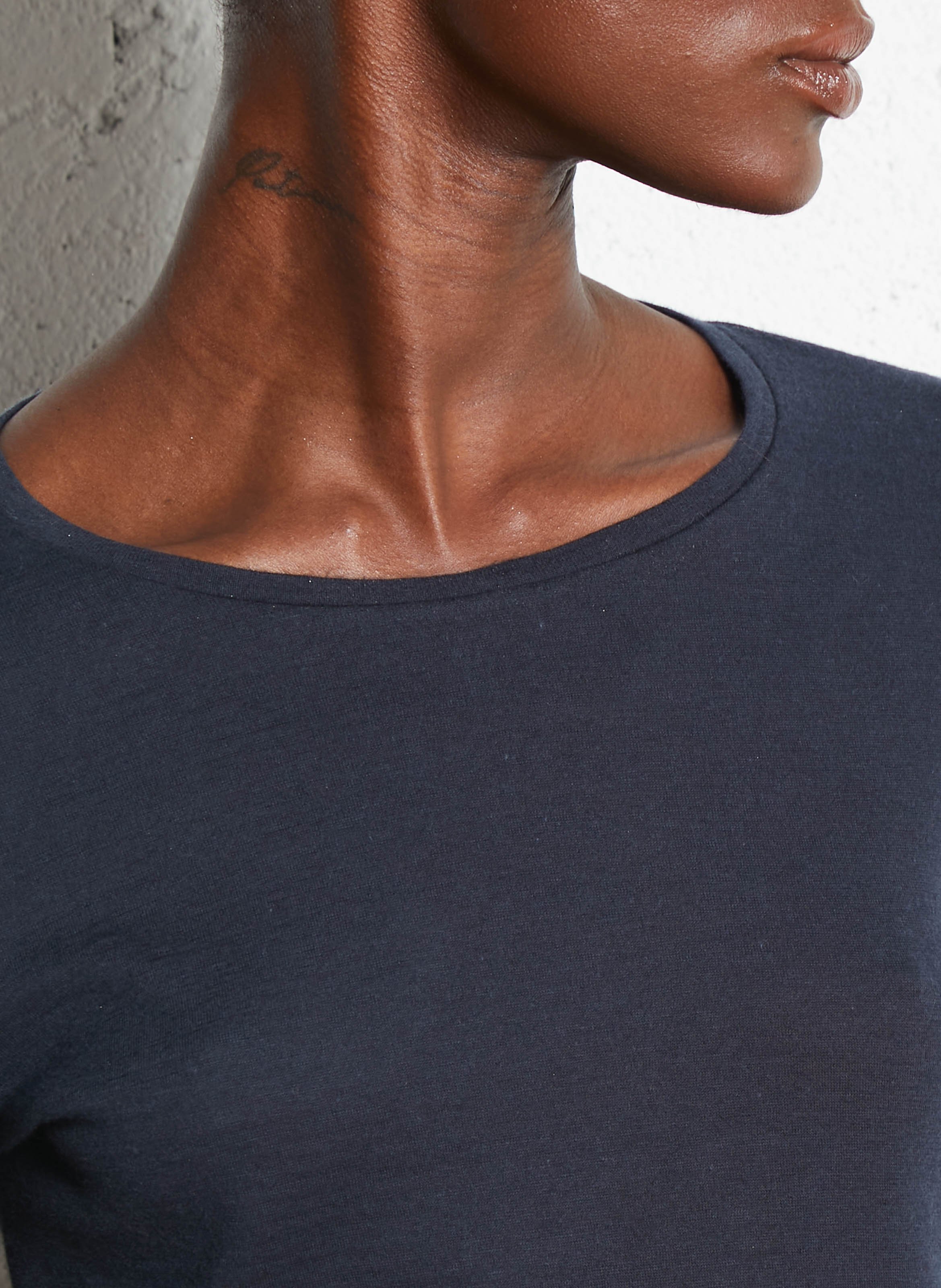 Tee-shirt cintré col rond en coton bio et cachemire MAJESTIC FILATURES Bleu