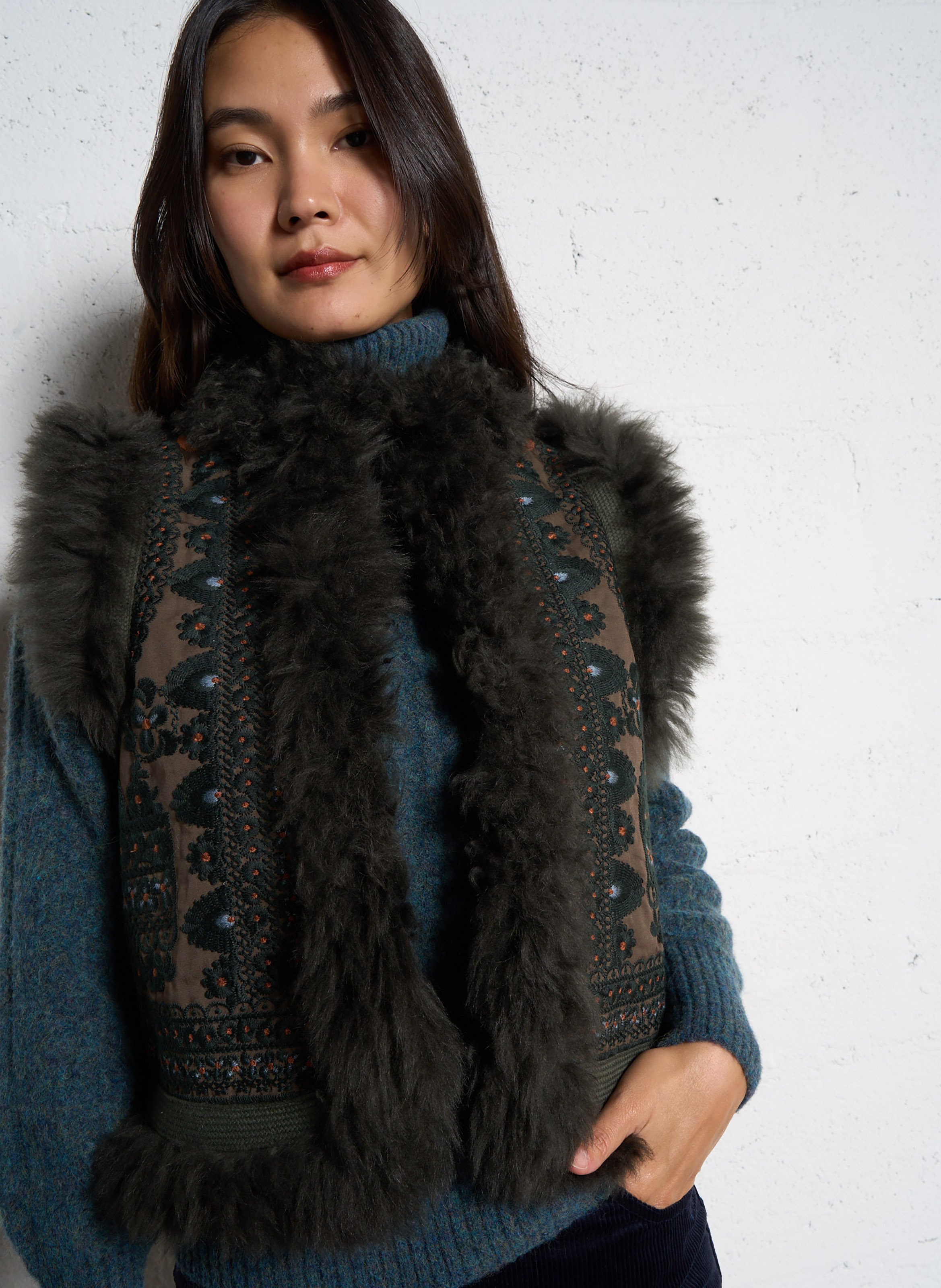 Sleeveless fur embroidered vest ANTIK BATIK Khaki